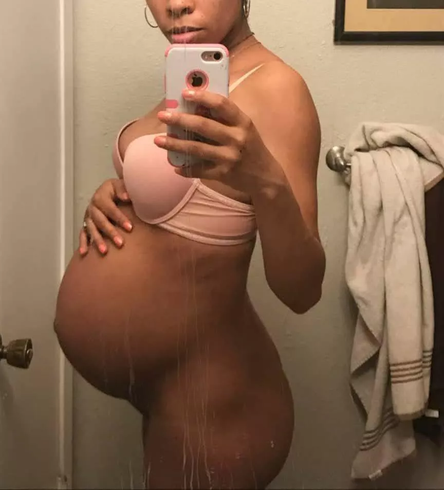 🤰🏾💕💦