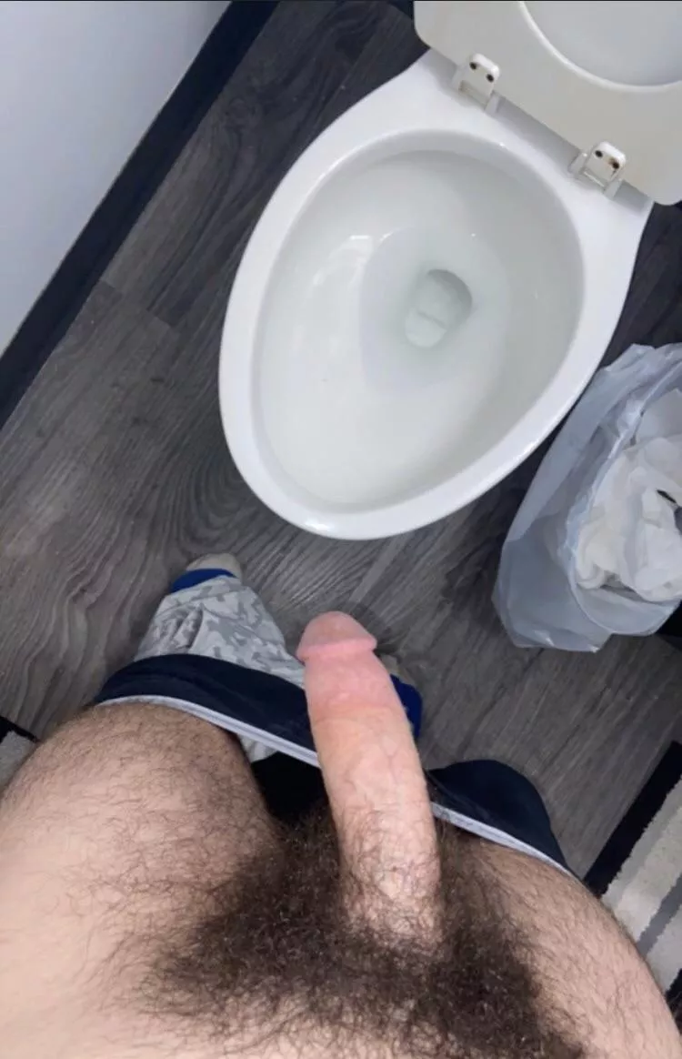 18 hung student-athlete, rate my bushy dick