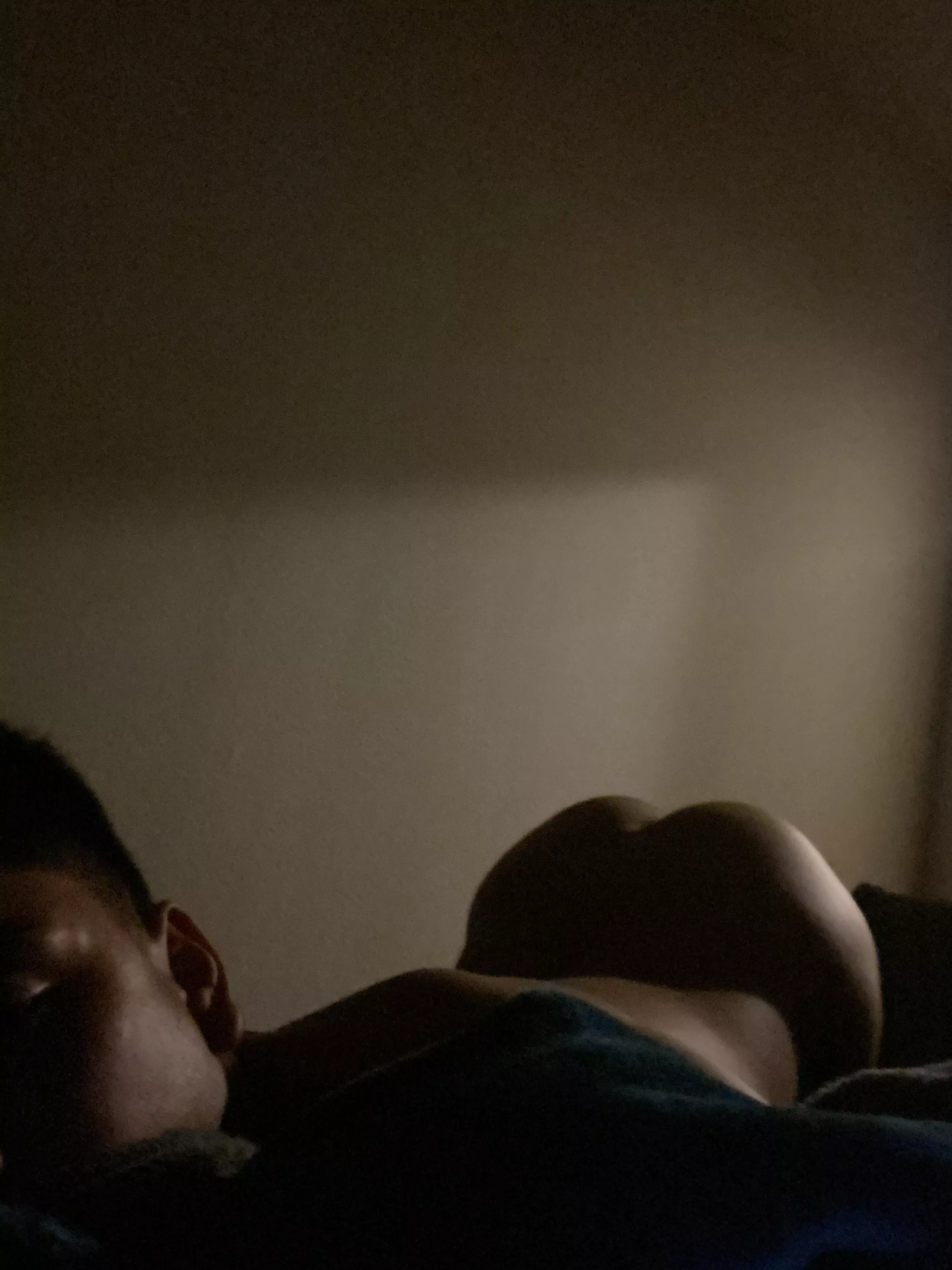 20m woke up horny