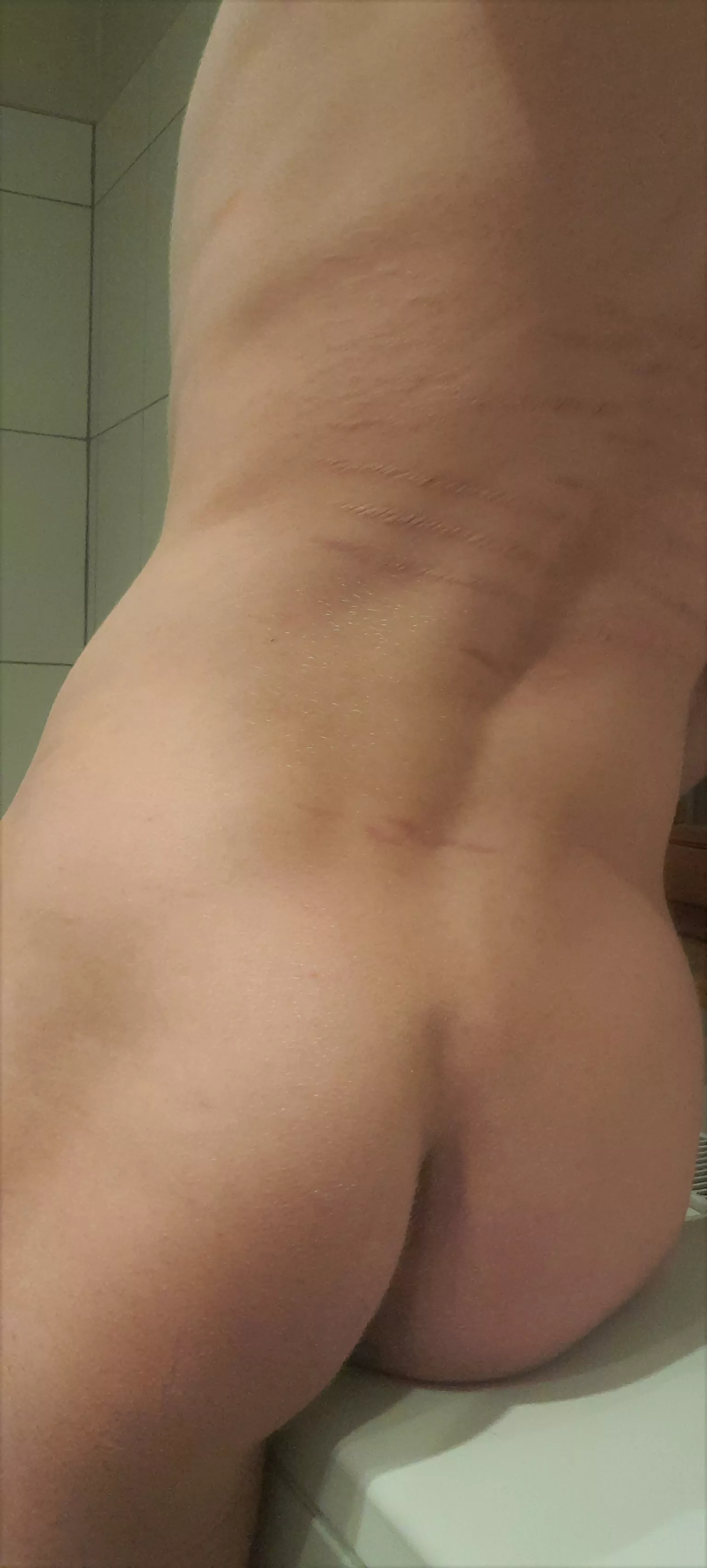 [21] Bend me over the washing machine