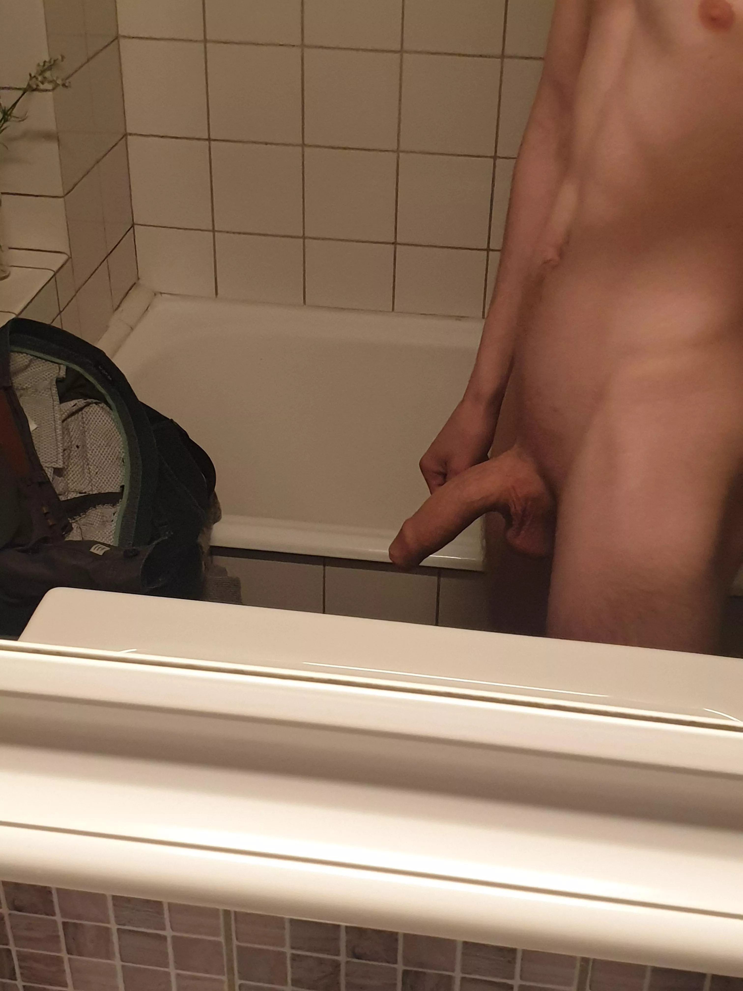 21 yr old[m] new to this and really inexperienced what do you Think?