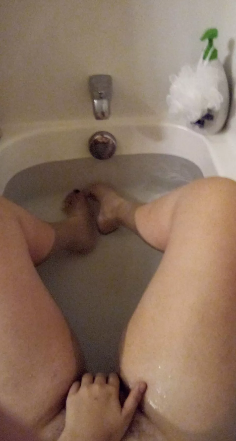 21F Having thick thighs means you just have to spread your legs a little extra