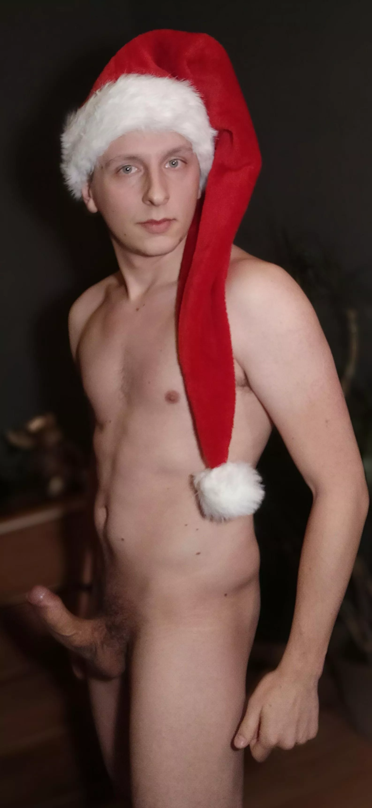 22[M] Ever wanted to draw sexy Santa?