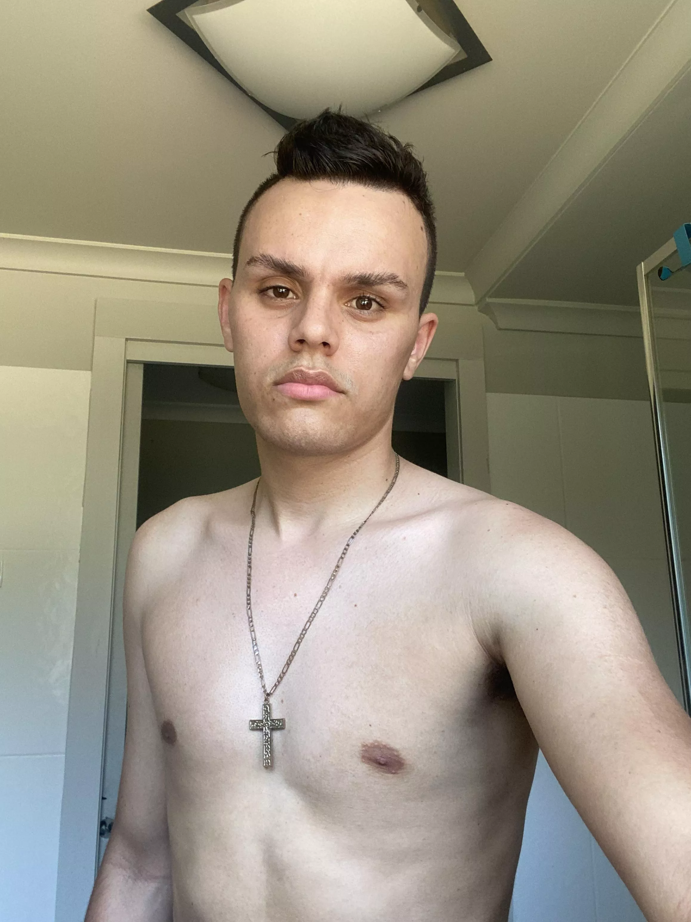 24, Australia