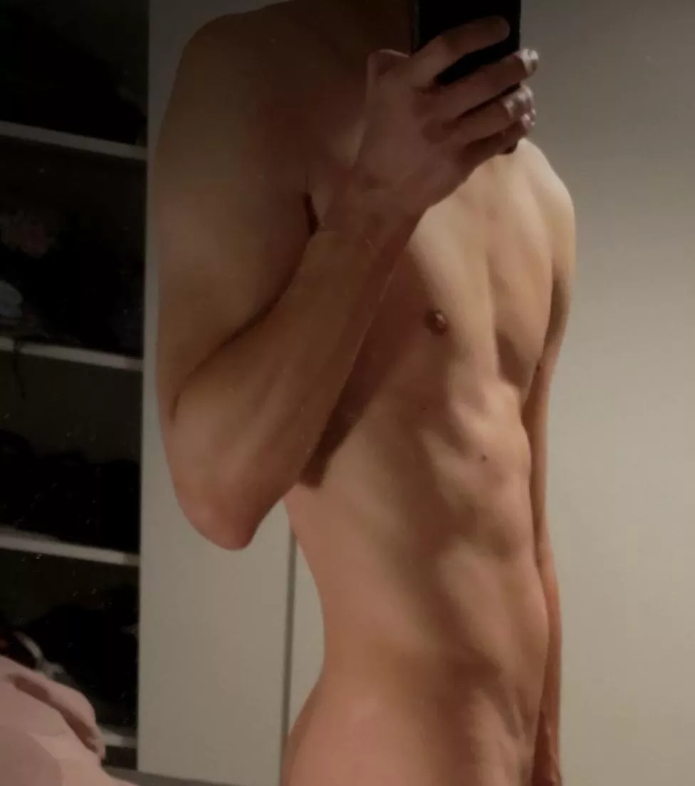 24yo, straight and bored so PMs are welcome