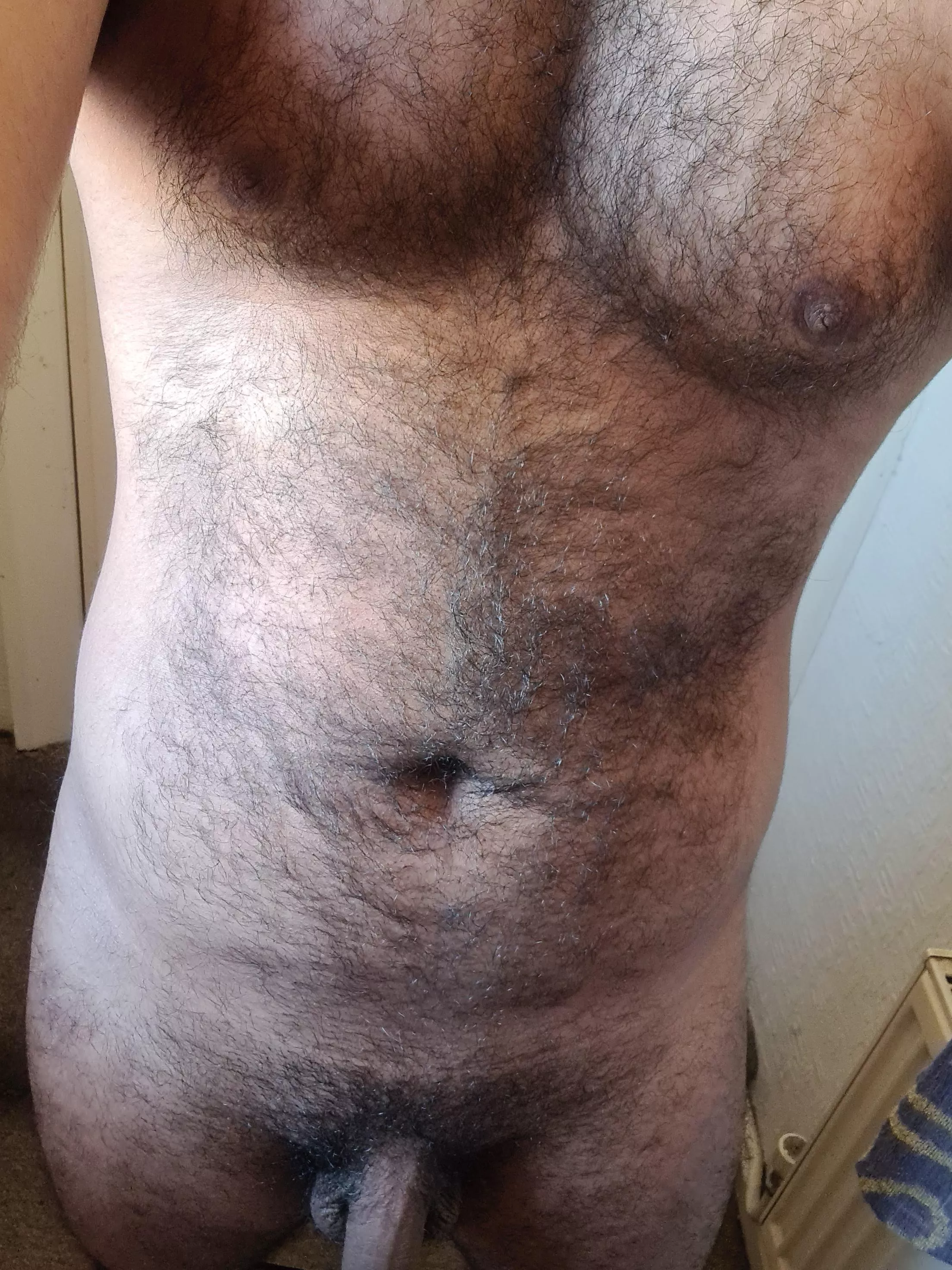 [25] Am I hairy enough for you