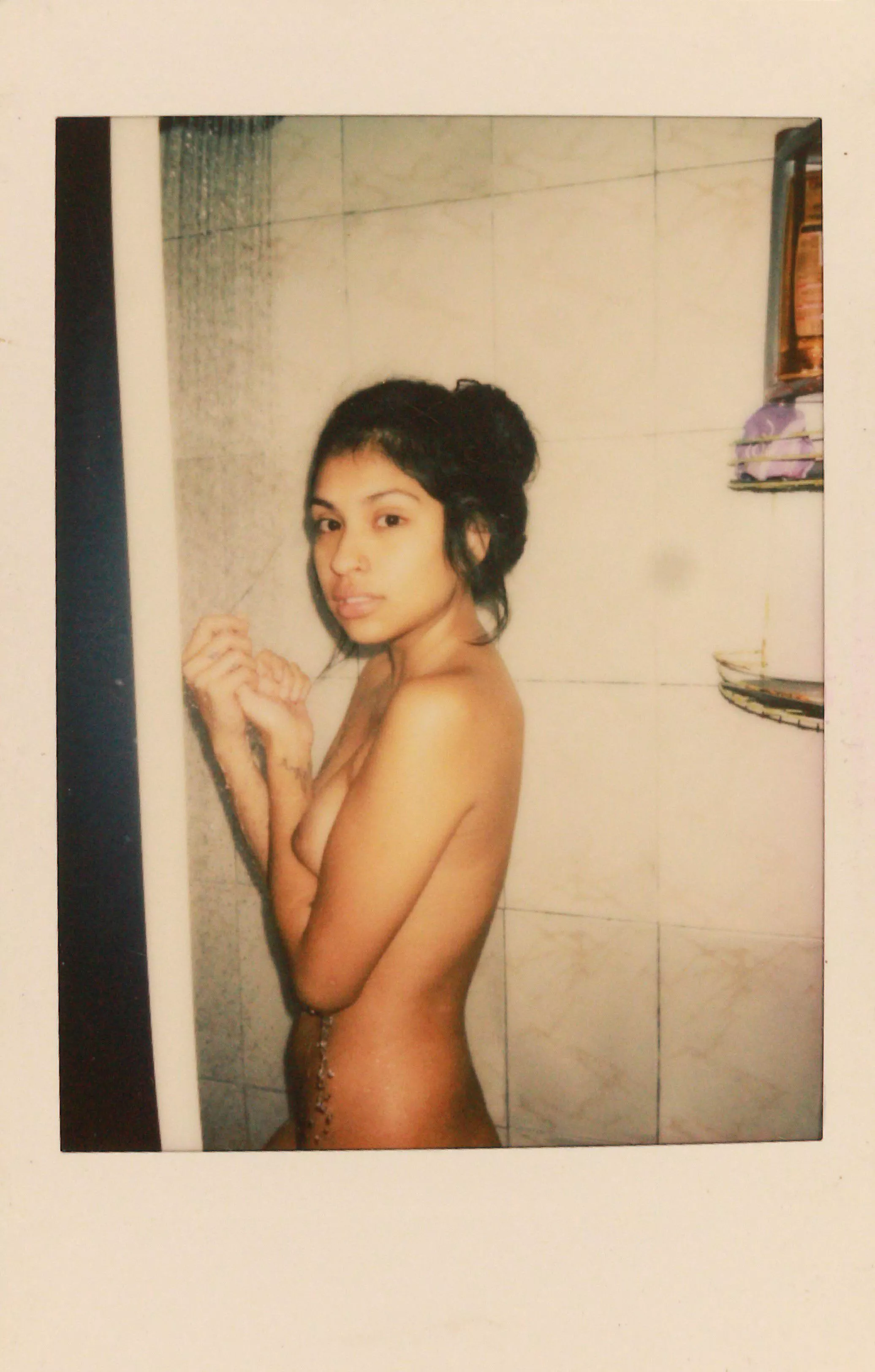 [25F] Polaroid photo can? 🛁🇧🇷