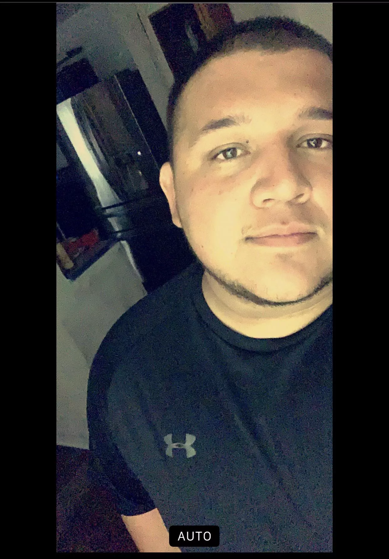 26, Texas, looking for friends to snap 👻 , hmu @dubbindave95