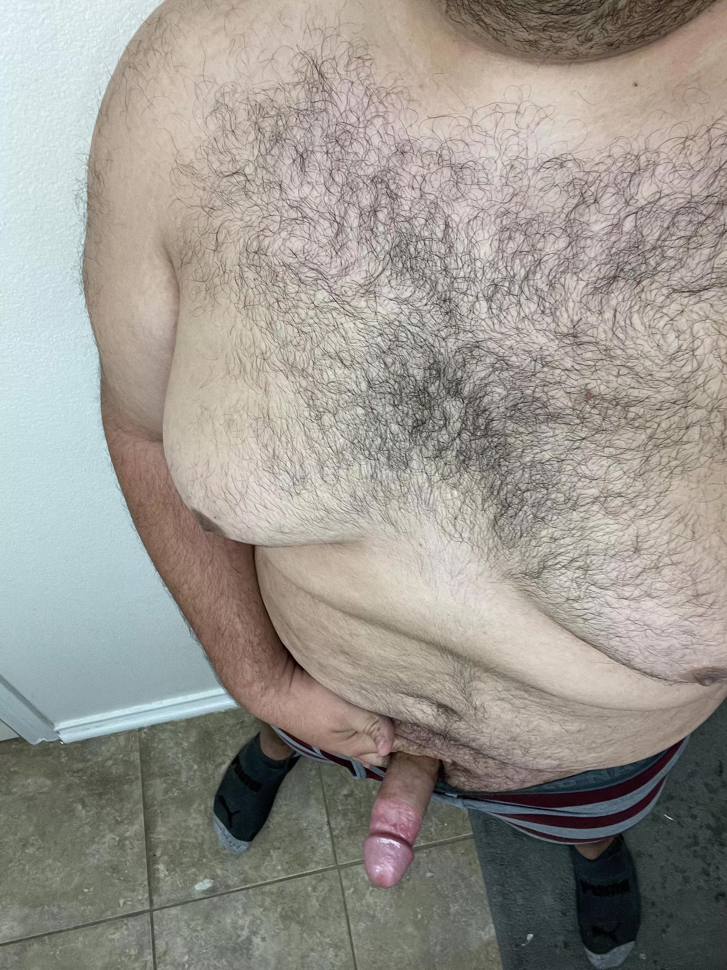 27 M Austin - How do yâ€™all feel about big guys, 300+ ;) HMU if you wanna chat. SC: OhMyGoshJ0sh