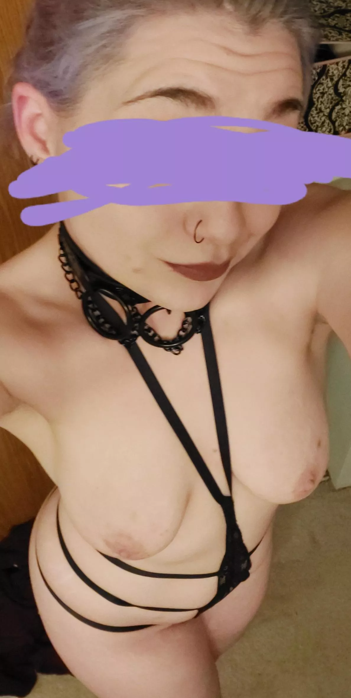 27[f] I need a daddy. Please.....