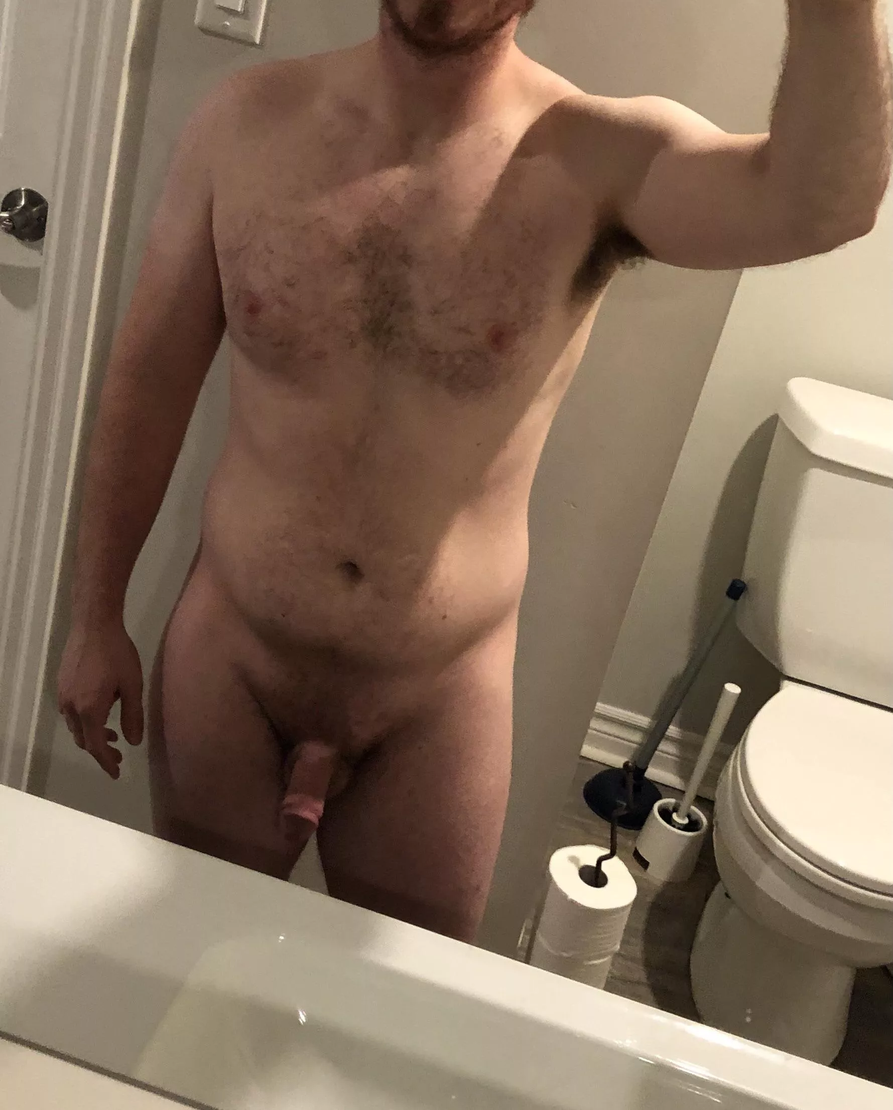 27M, 160, 5â€™5â€ - feeling myself fresh out of the shower