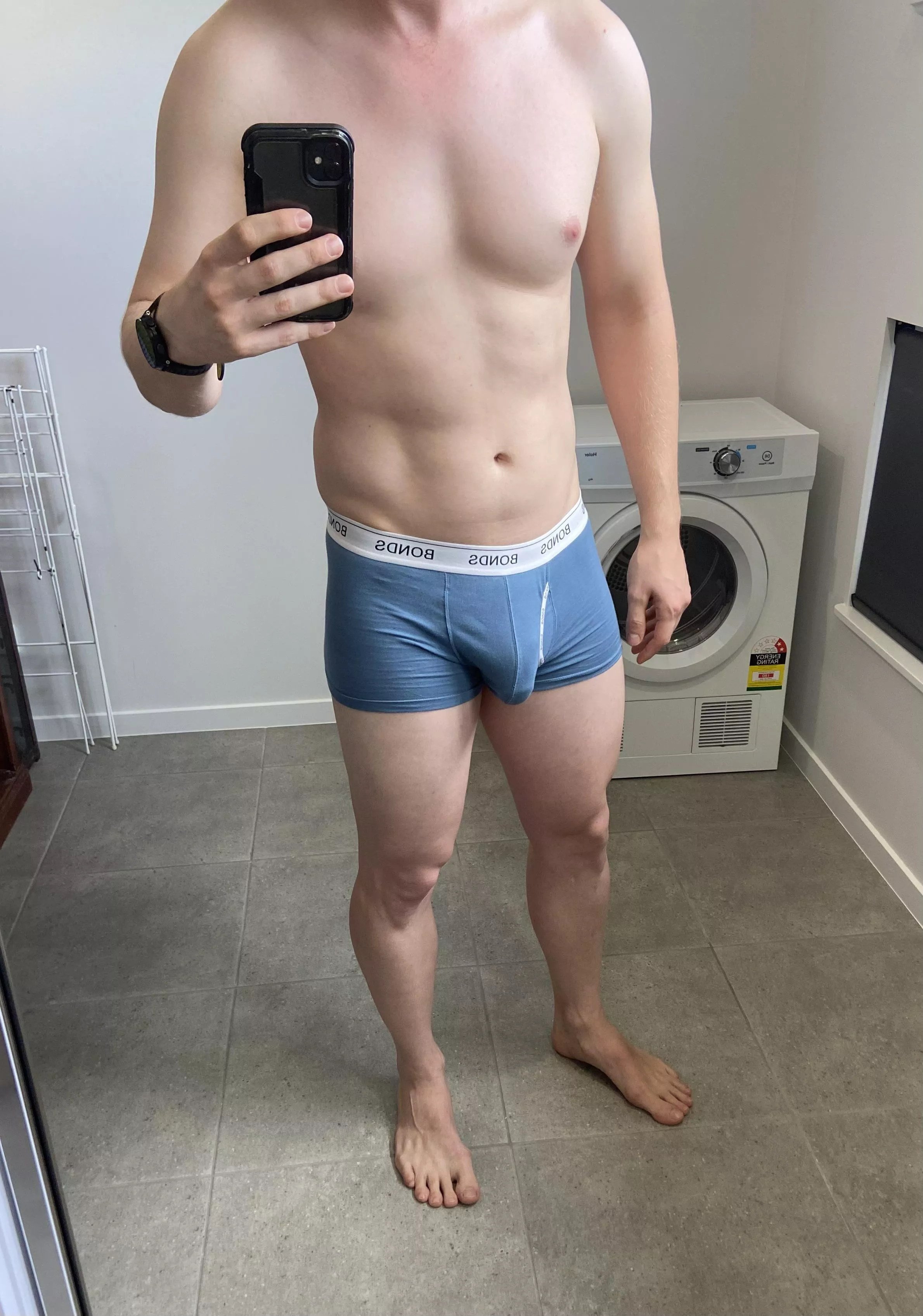 27M Aus, pre leg day bulge