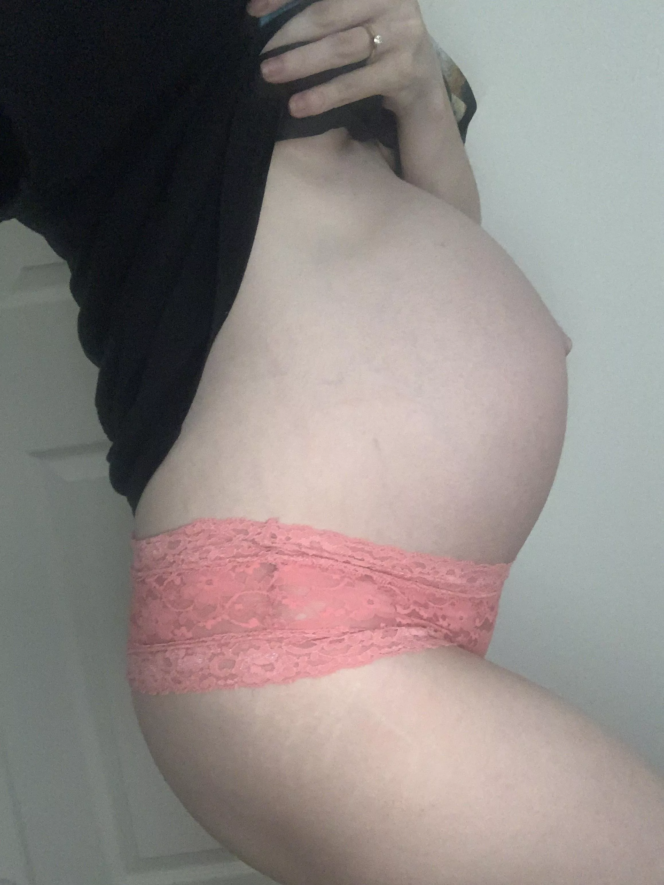 28 weeks tomorrow with my third and last!