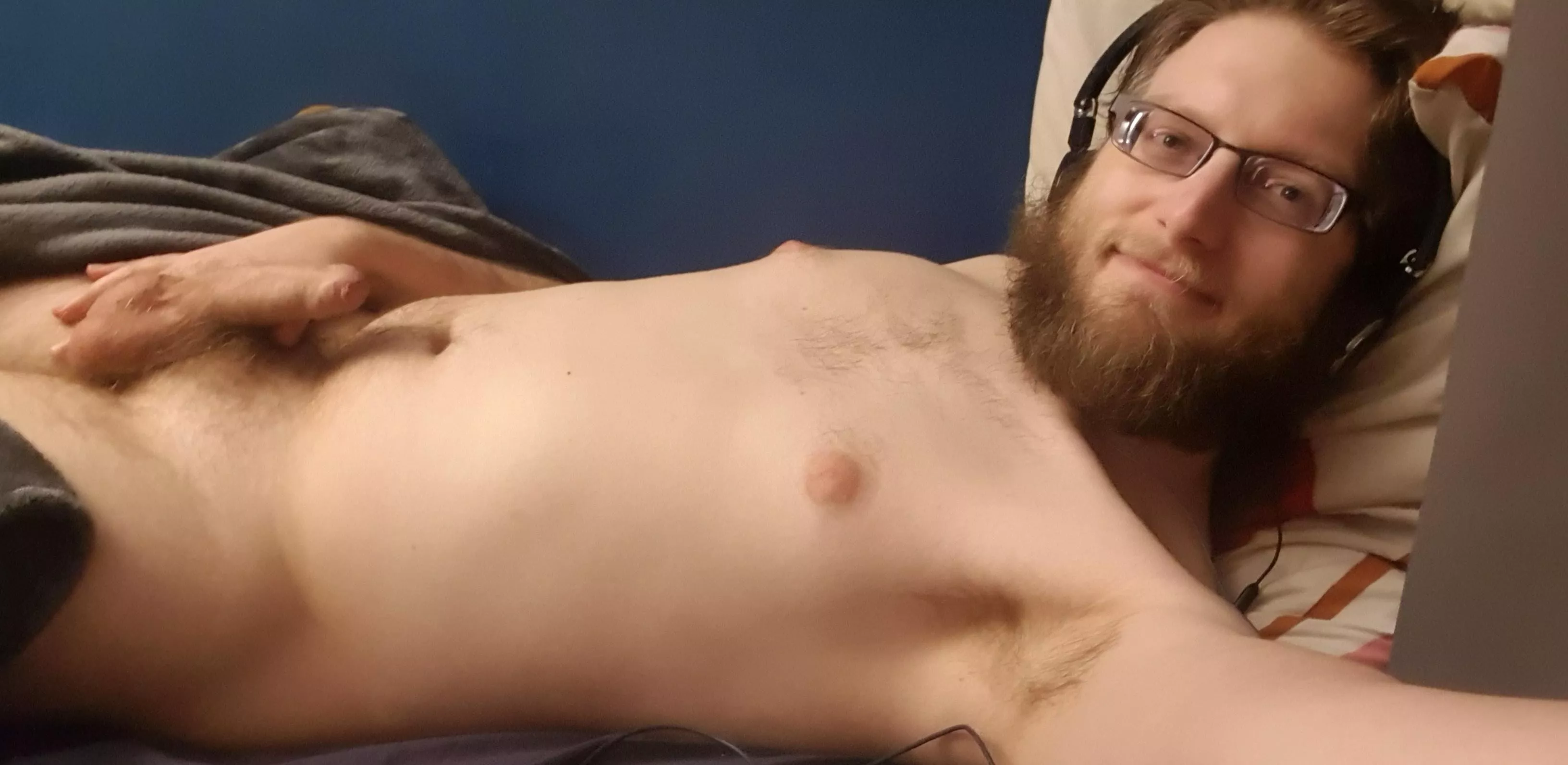 [28UK] Shot before unloading my thick cum over my stomach