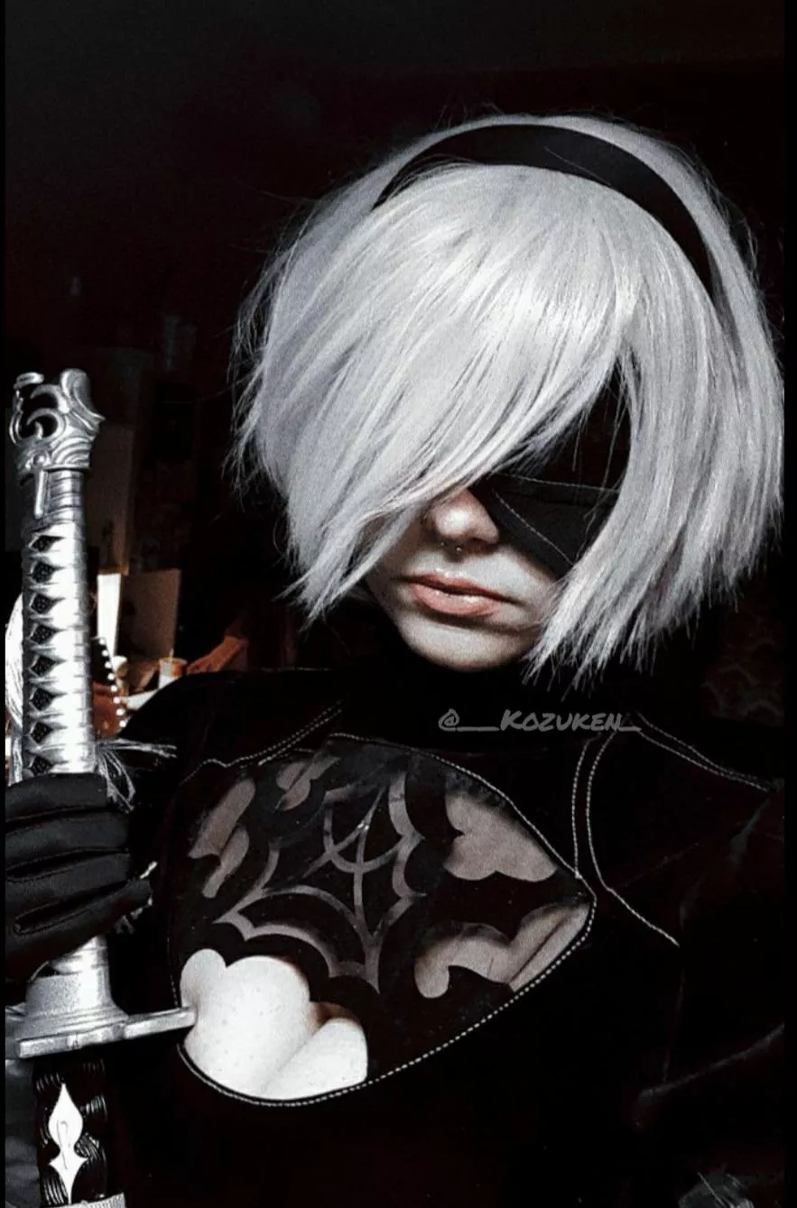 2B cosplay