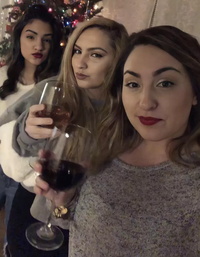 3 SISTERS LOOKING FOR A BUNCH OF BBC’S, WHO NEEDS IT THE MOST?