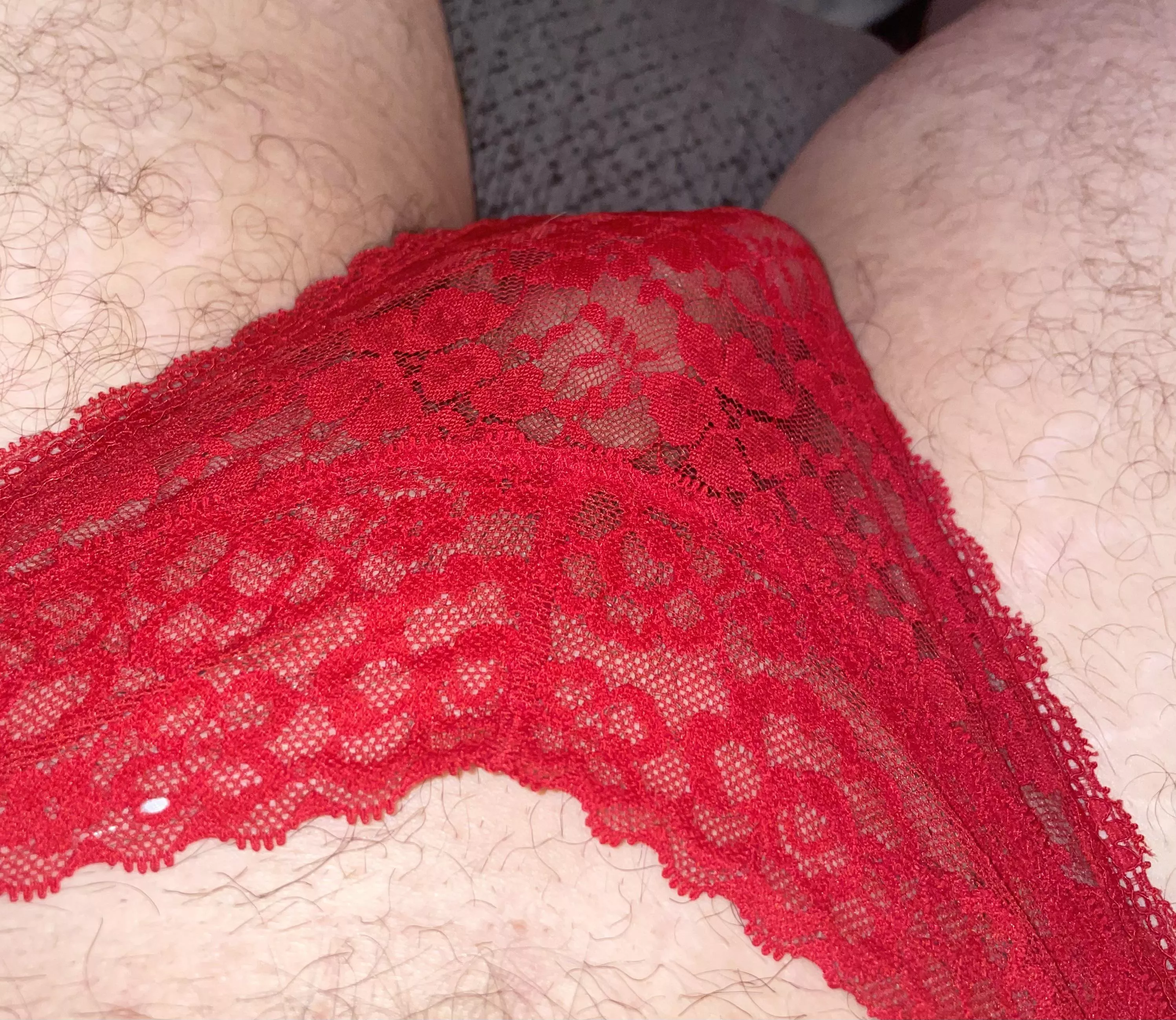 30 M4A. Red Hot Lace panties tonight. Who wants to cum take these off me and play with whatâ€™s underneath?