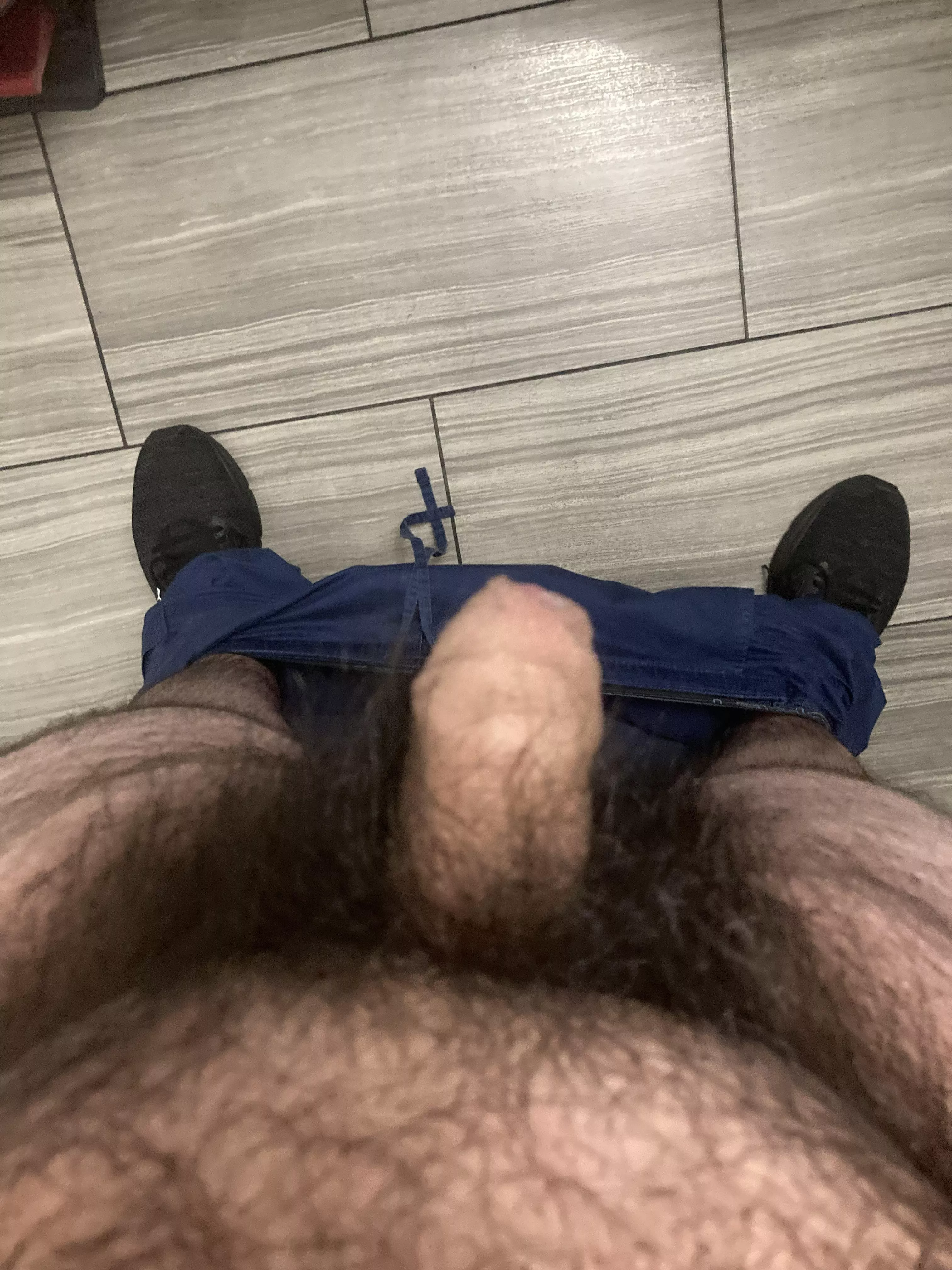 30 Male Chubby bear bored at work dm for snap