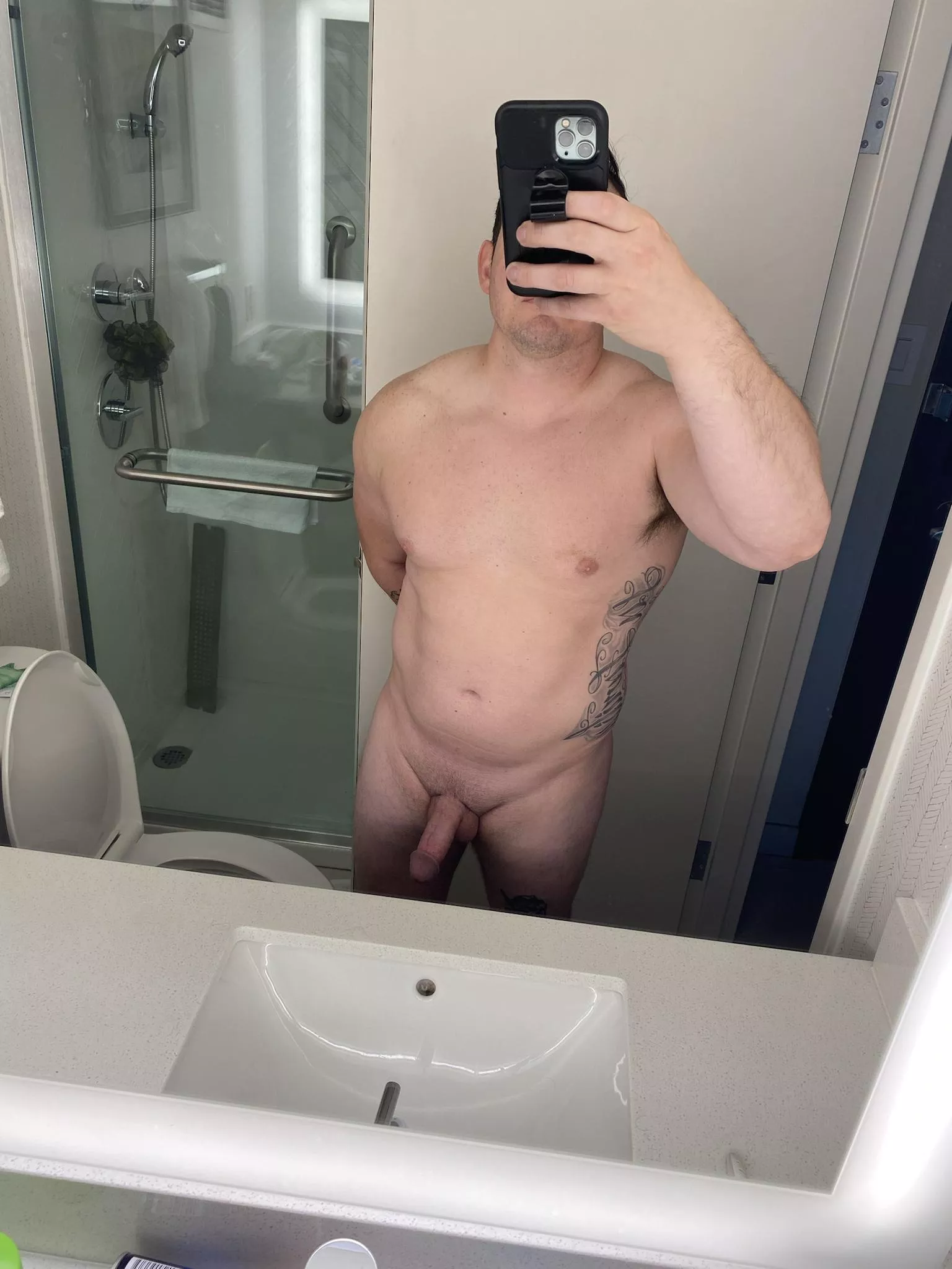 34 [m] active/bodybuilder, give me a rate please!