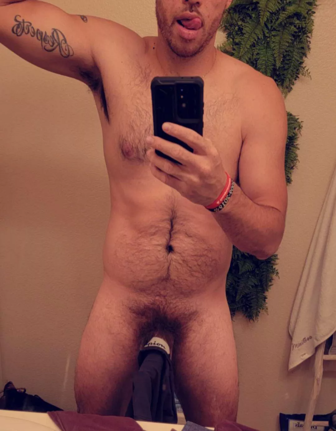 34 year old dad , would you get on your knees and worship my cock ?