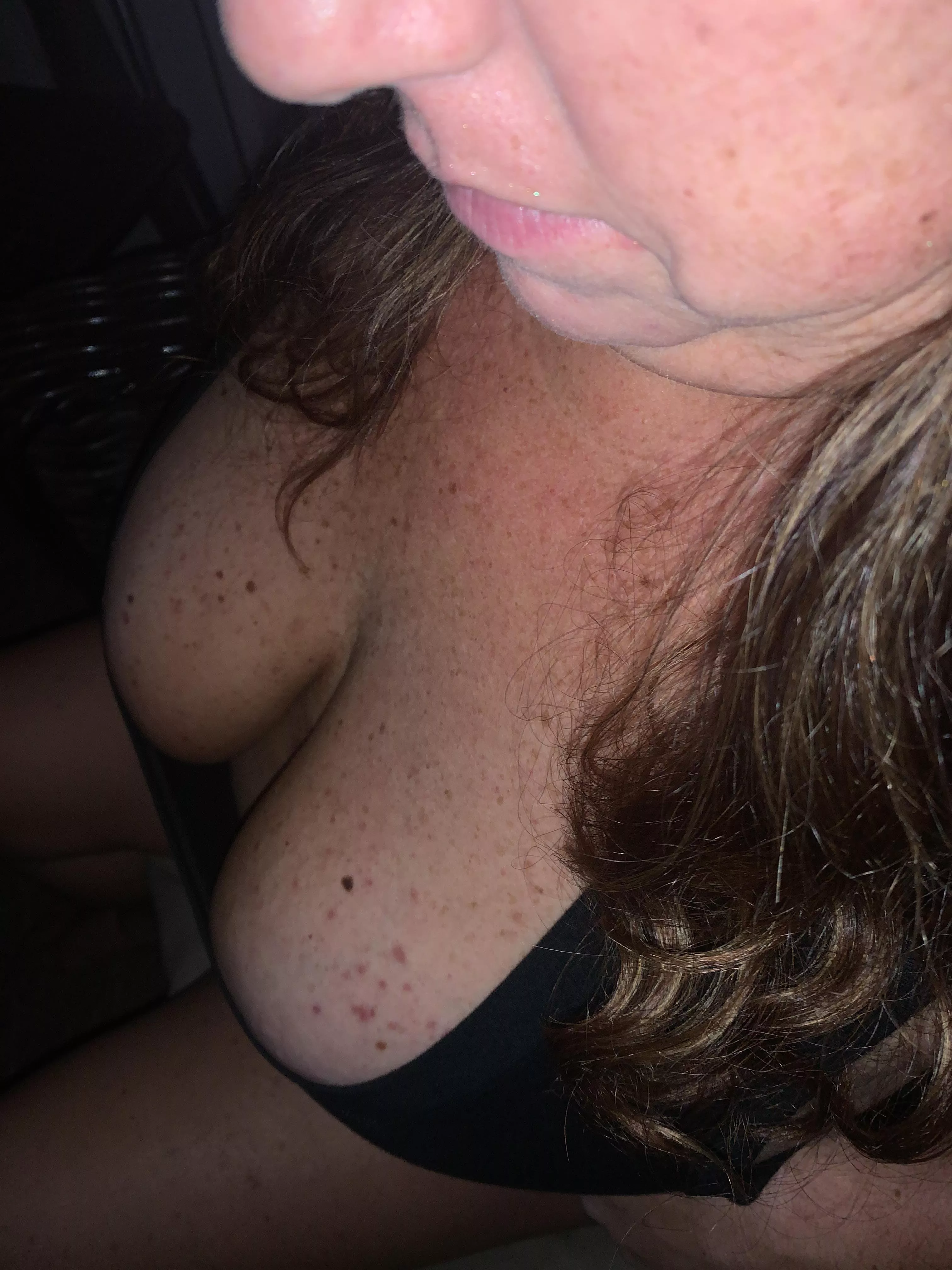 41(F). Was definitely feeling friskier by the time the night game was kicking offâ€¦ðŸ¥³ðŸ˜ˆðŸ’‹