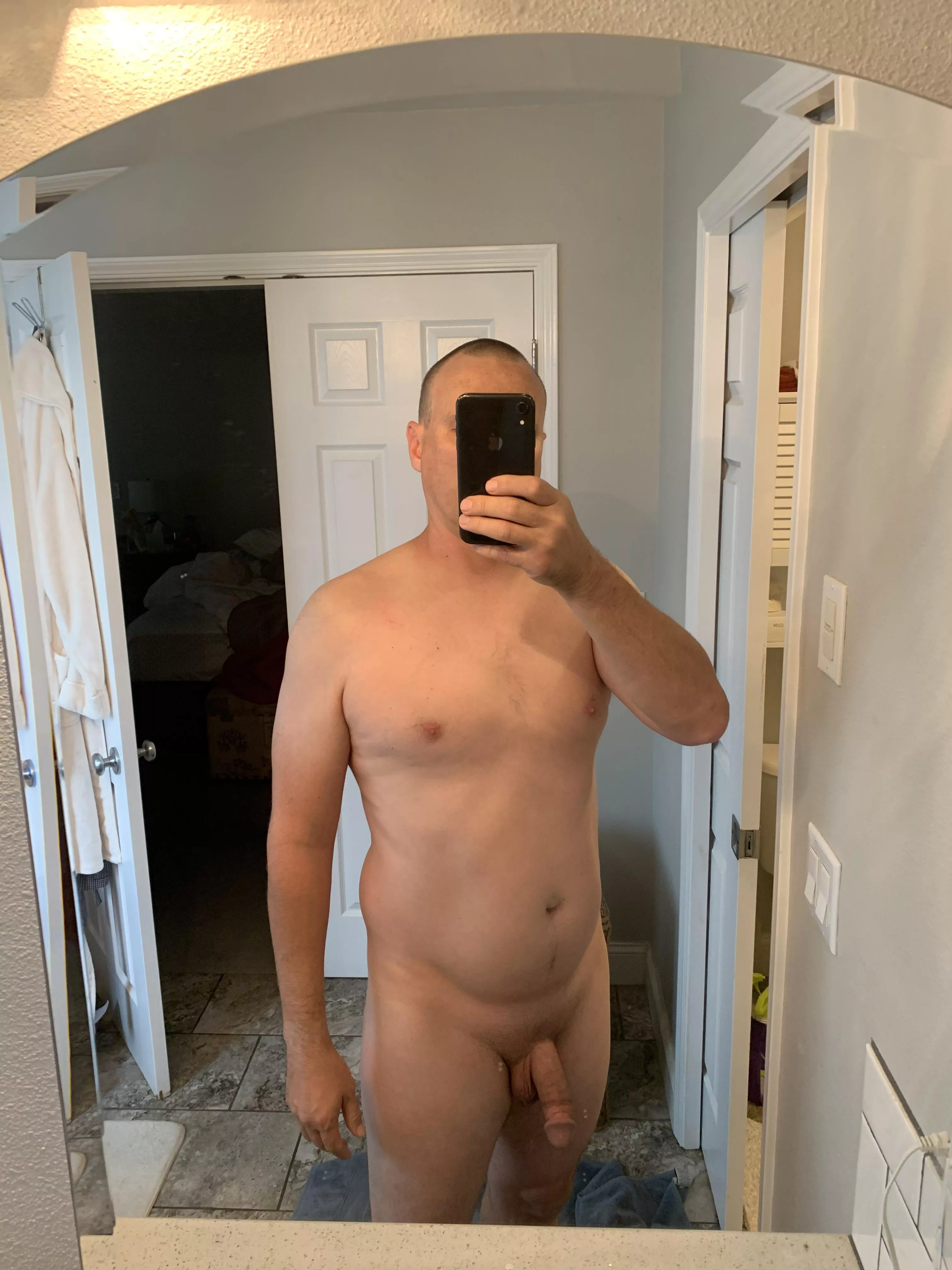 42, M, 197#. Two weeks without a drink. Feeling great and 3 pounds lighter