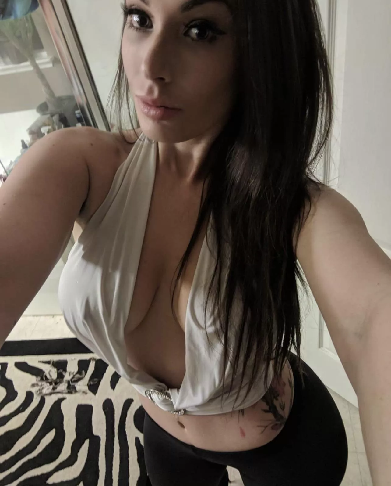 42 yo momma of 1 and wanting more 🥰