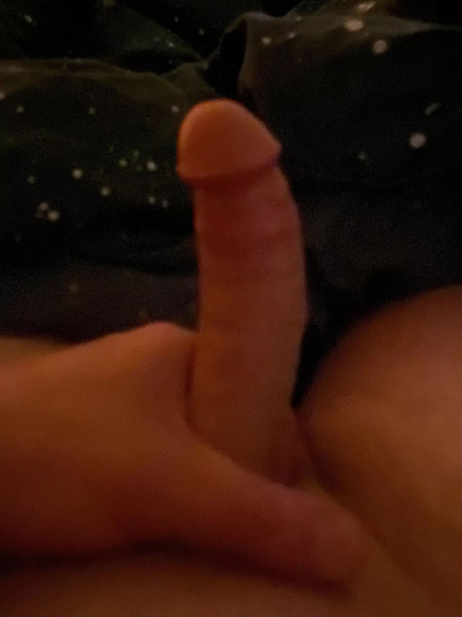 42[M] feeling hard tonight. I make use of that curve