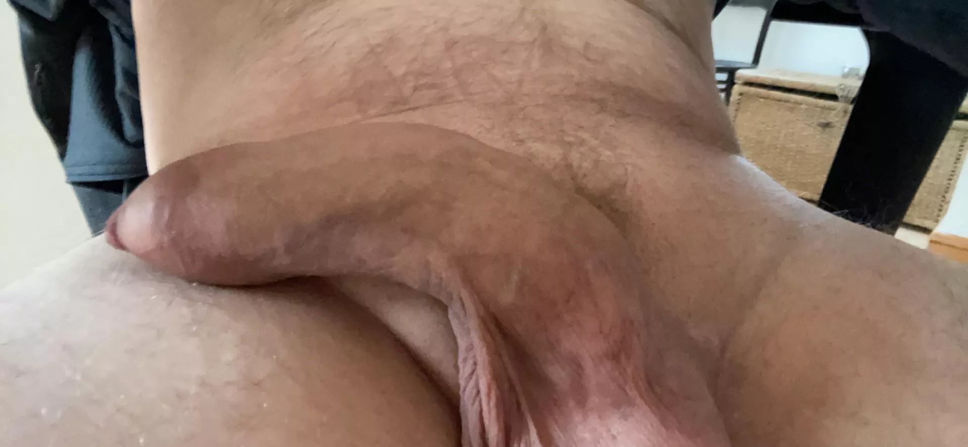 [43] who can make this British dad’s cock hard?