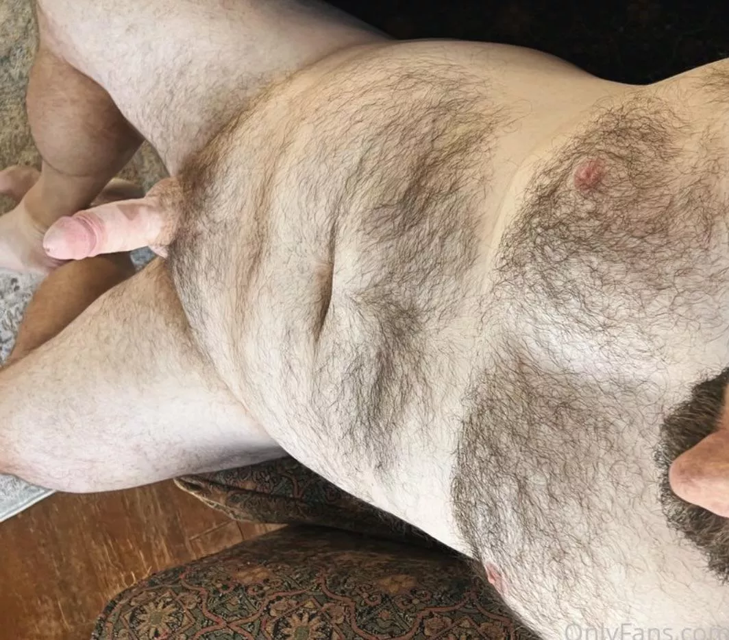 [44] Birdâ€™s eye view of my hairy Dad bod.