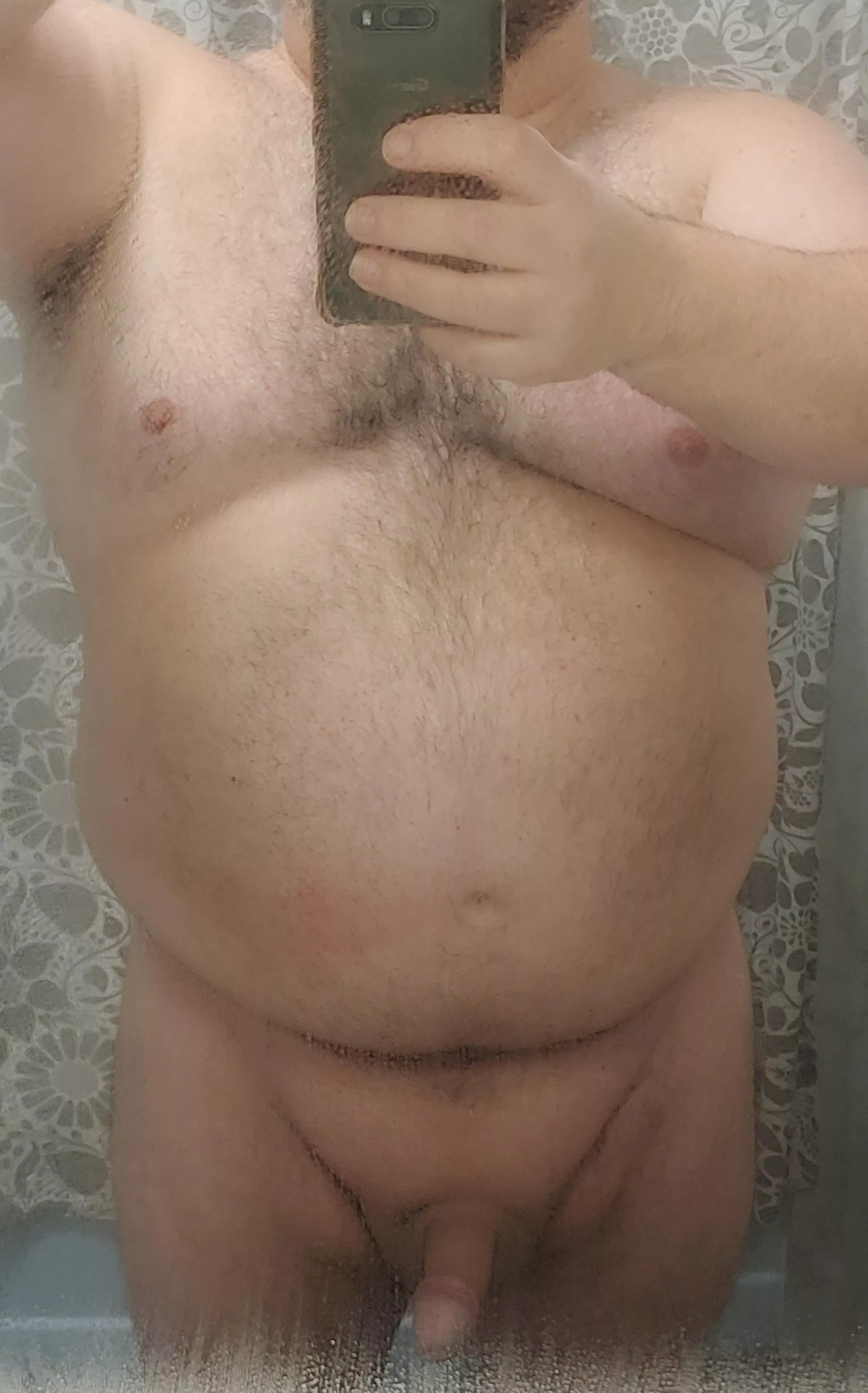 44 fresh out of the shower and freshly shaved. DM's are open. Would love to hear what you think.