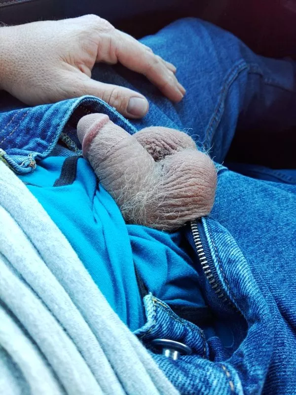 (44) Just sitting in traffic