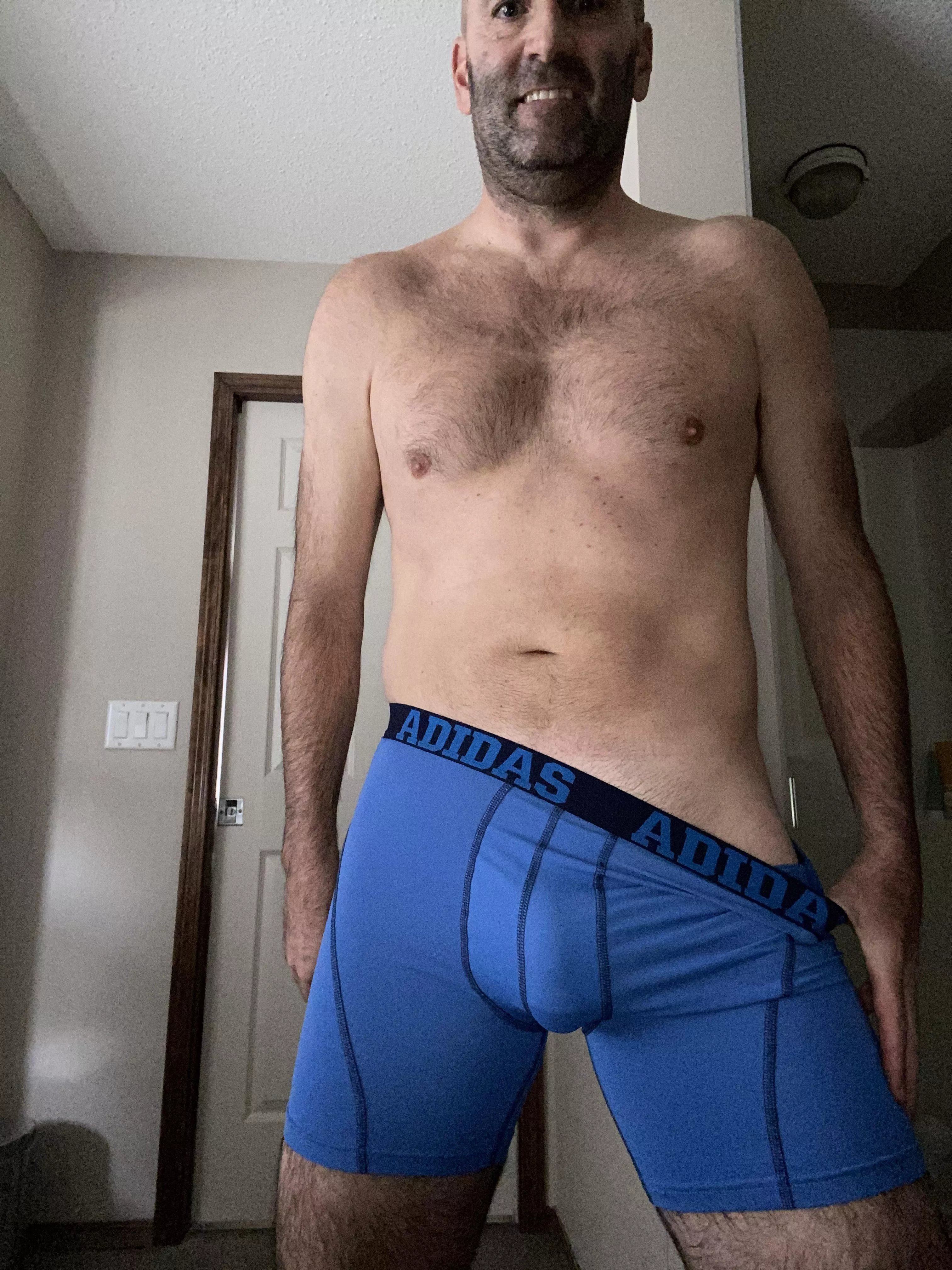 46M calgary - experienced 3rd wanting to give sensual massage...