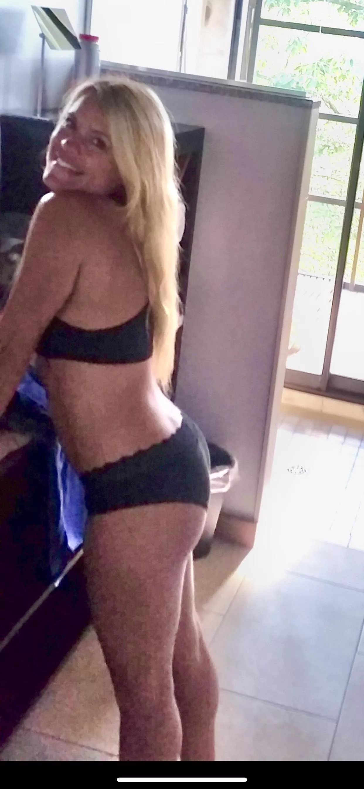 48, 5’2, 115lbs, mom. Just feeling a little frisky and wanna see what’s hanging [image]