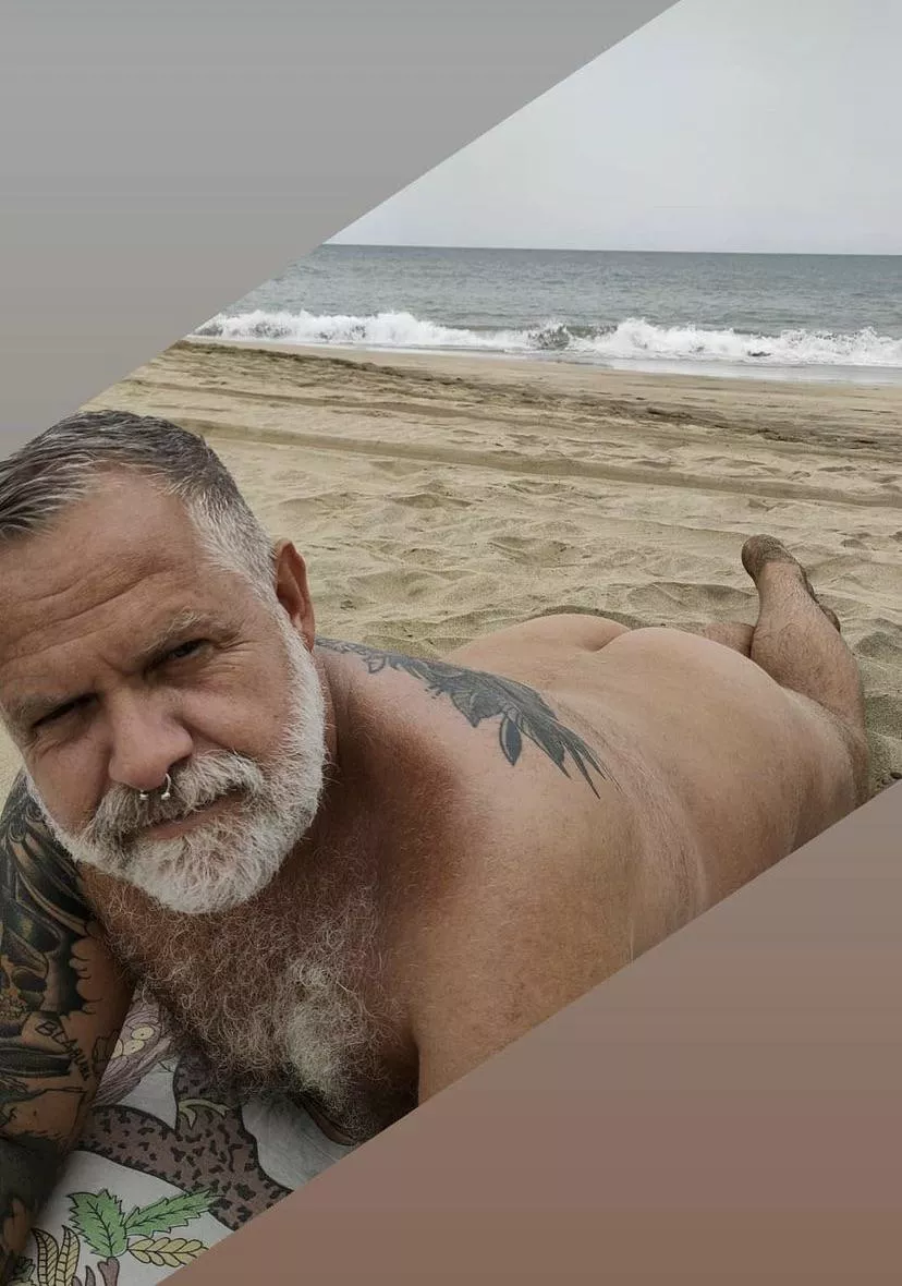 60 years old daddy bear needs a back massage who’s good at it ?