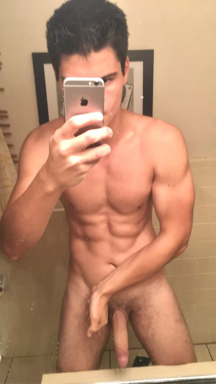 6’3 gym jock