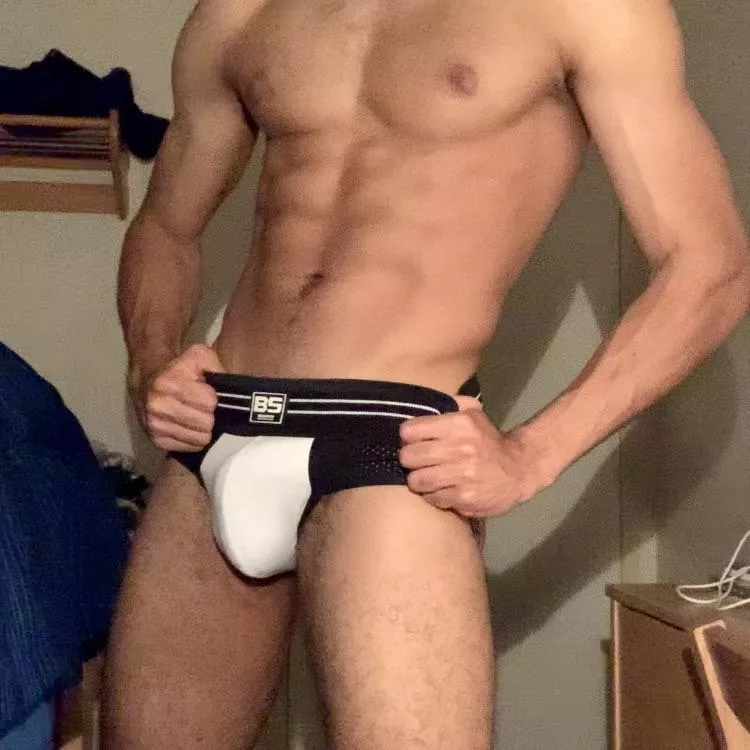 A jock in a jock…what’s that? You want me to turn around? 😜