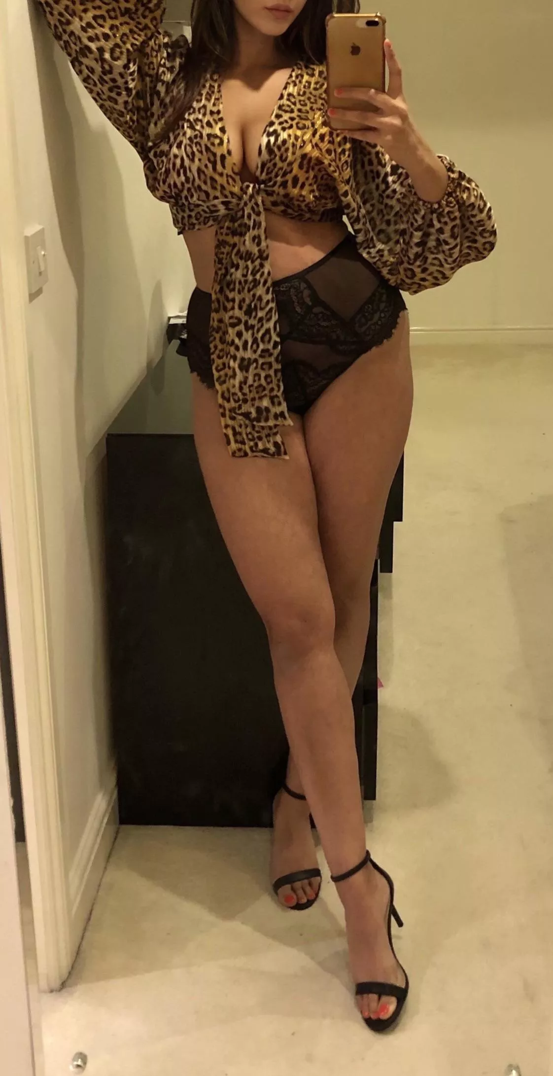 A lady on the streets yet wild under the sheets ðŸ˜‰ðŸ† British Punjabi Indian