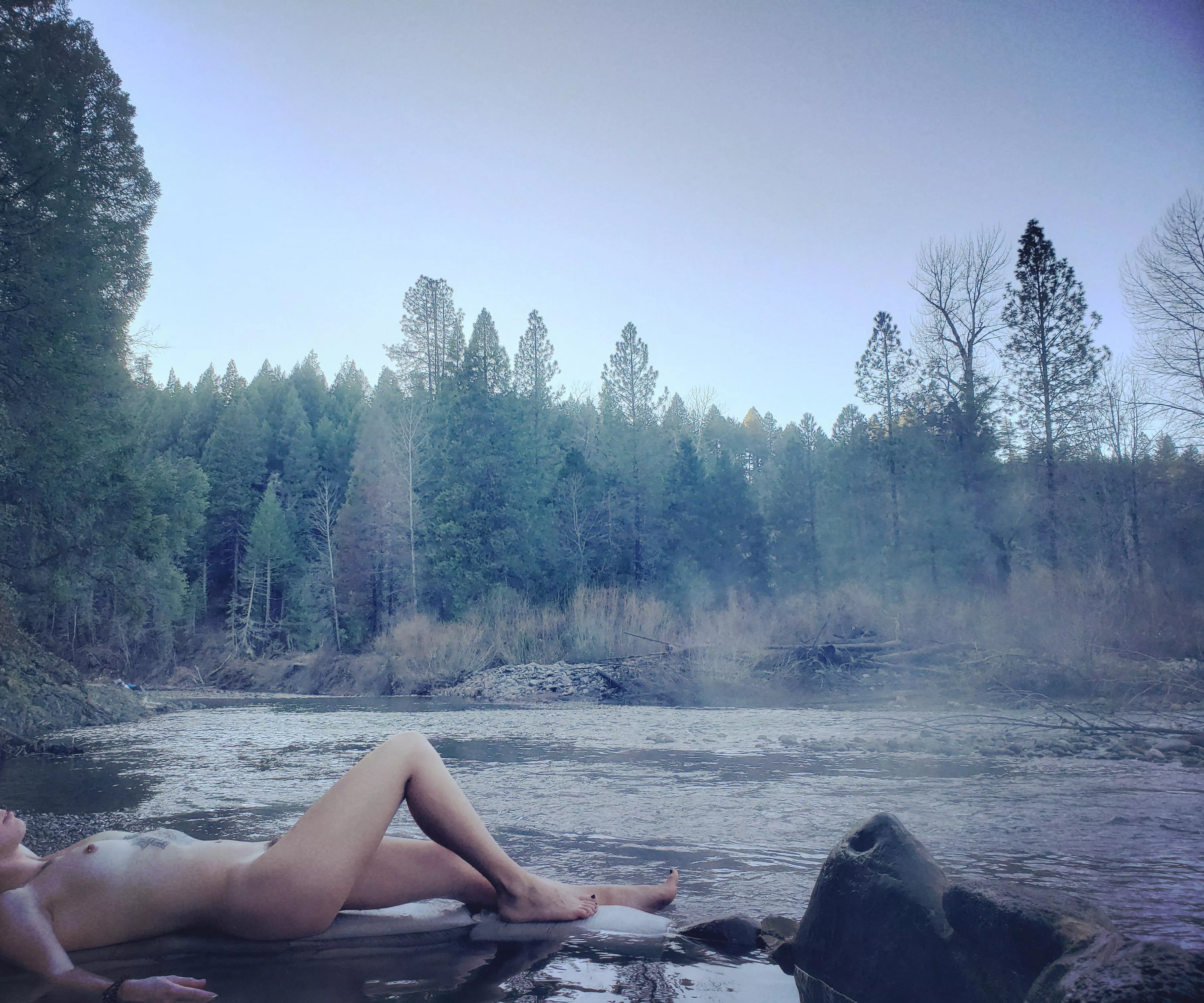 A natural woman in her native environment: soaking in natural hot springs 🥰