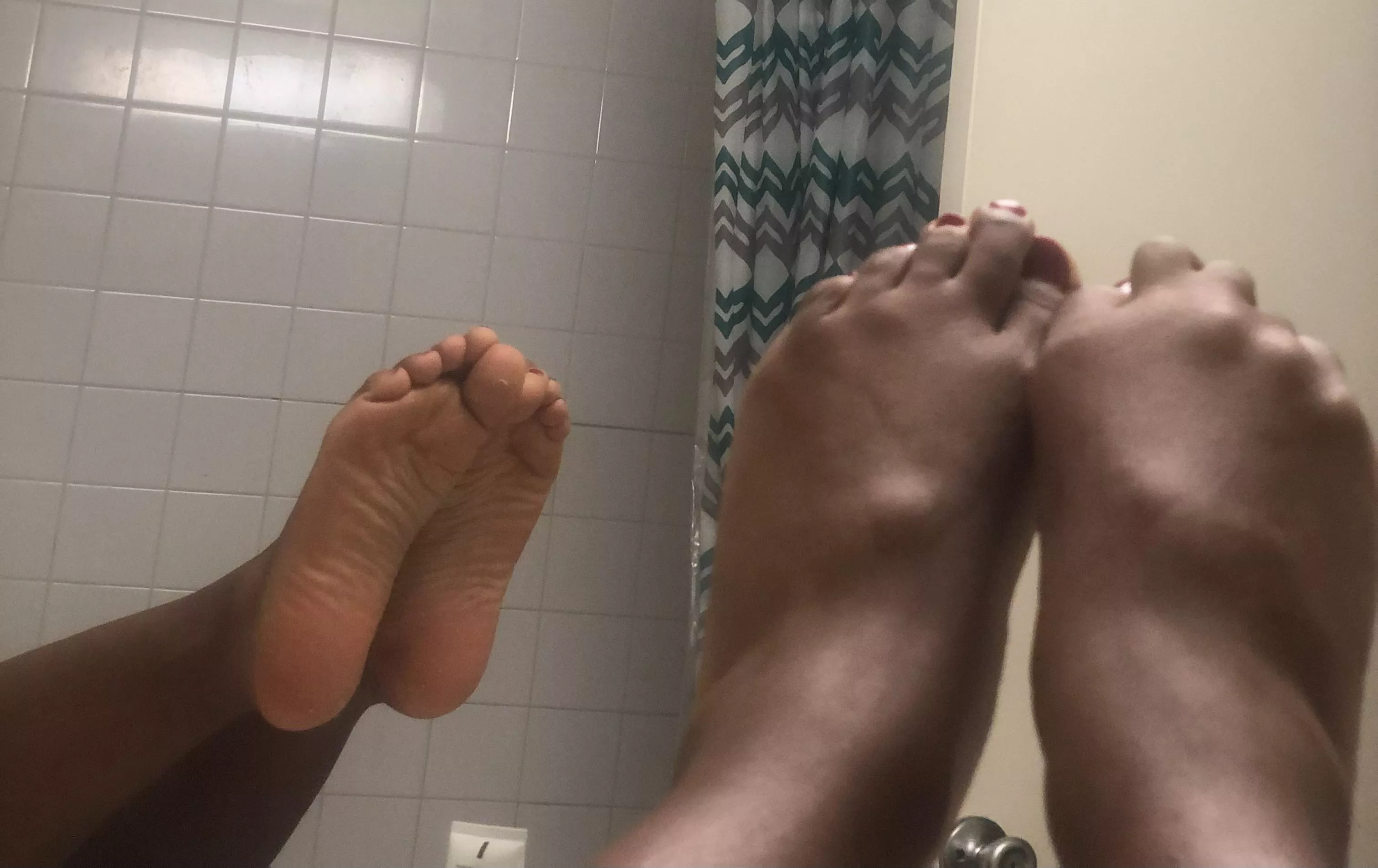 A quick hello ðŸ‘£