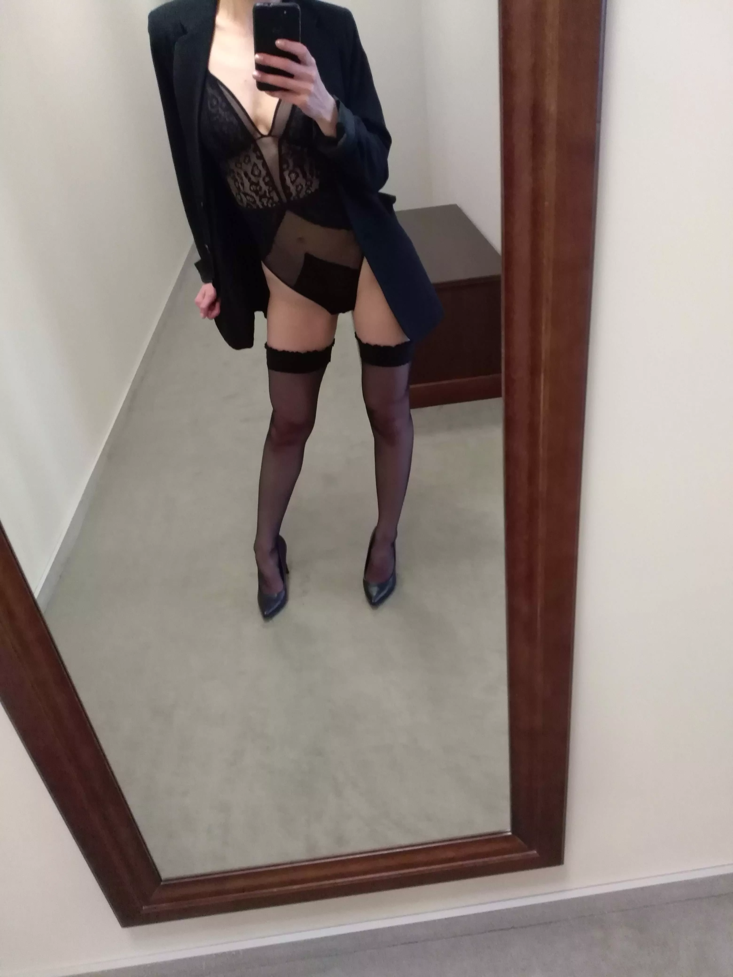 A quick photo taken a while before wearing a skirt ;)