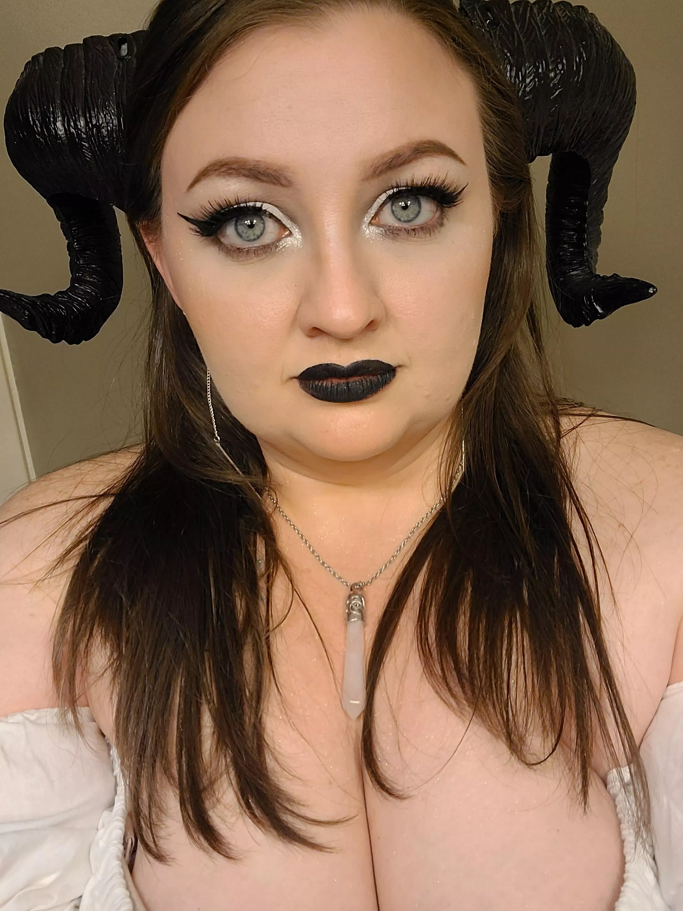 A succubus is cumming for you tonight.