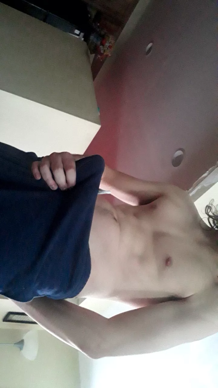 About to go for a run...you dont think anyone will notice this, do you? [M]