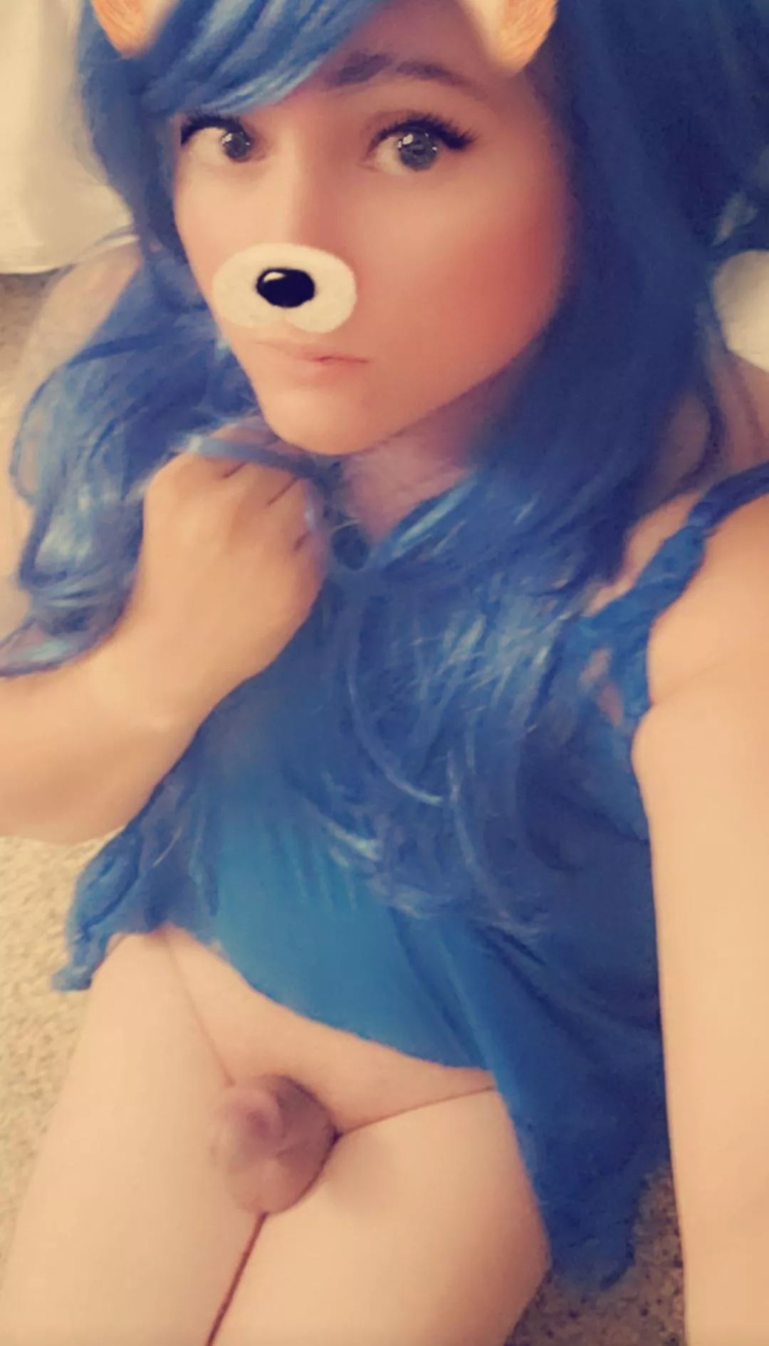 Addicted to being a sissy 💙 DM me 😘