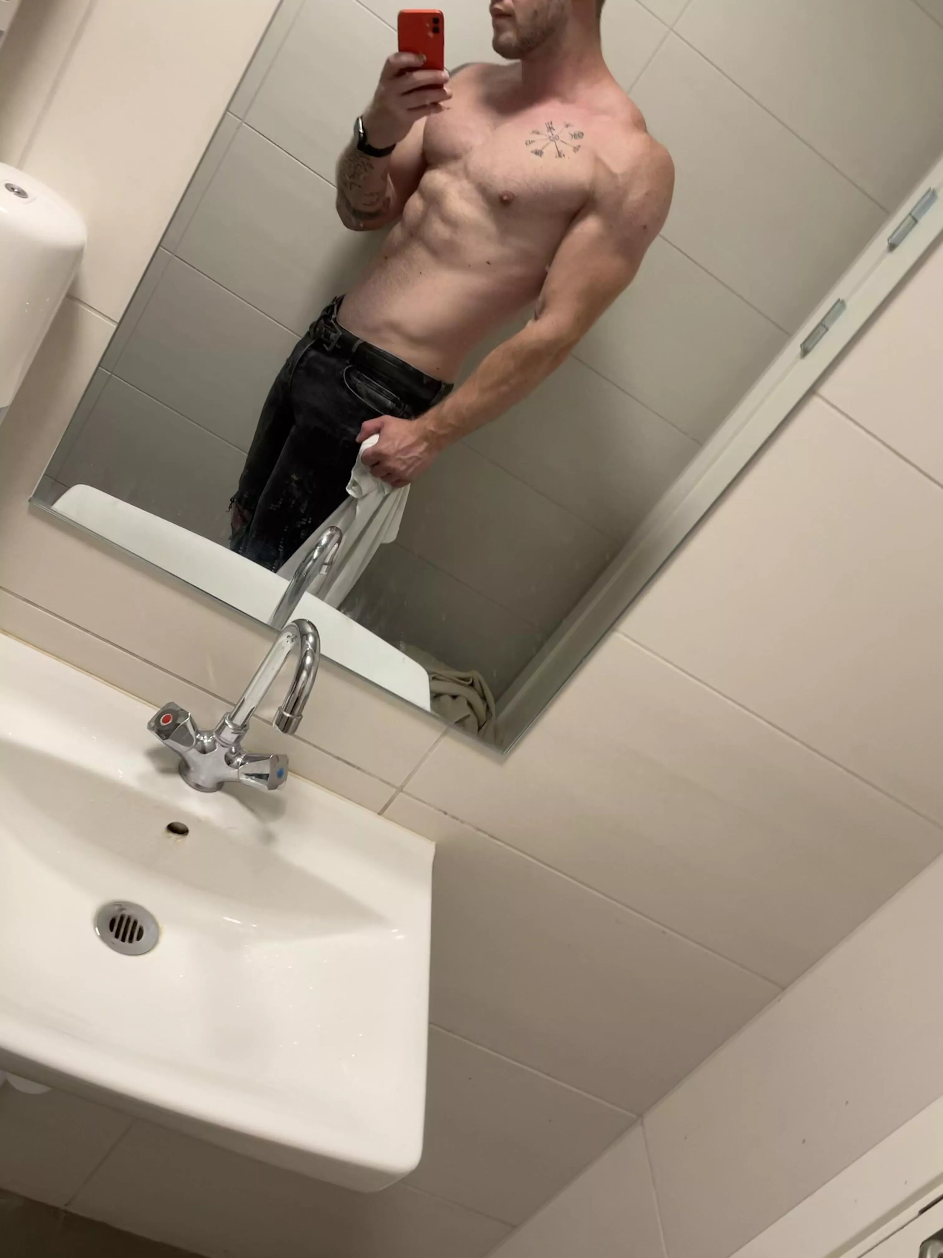 After shoulders [M]