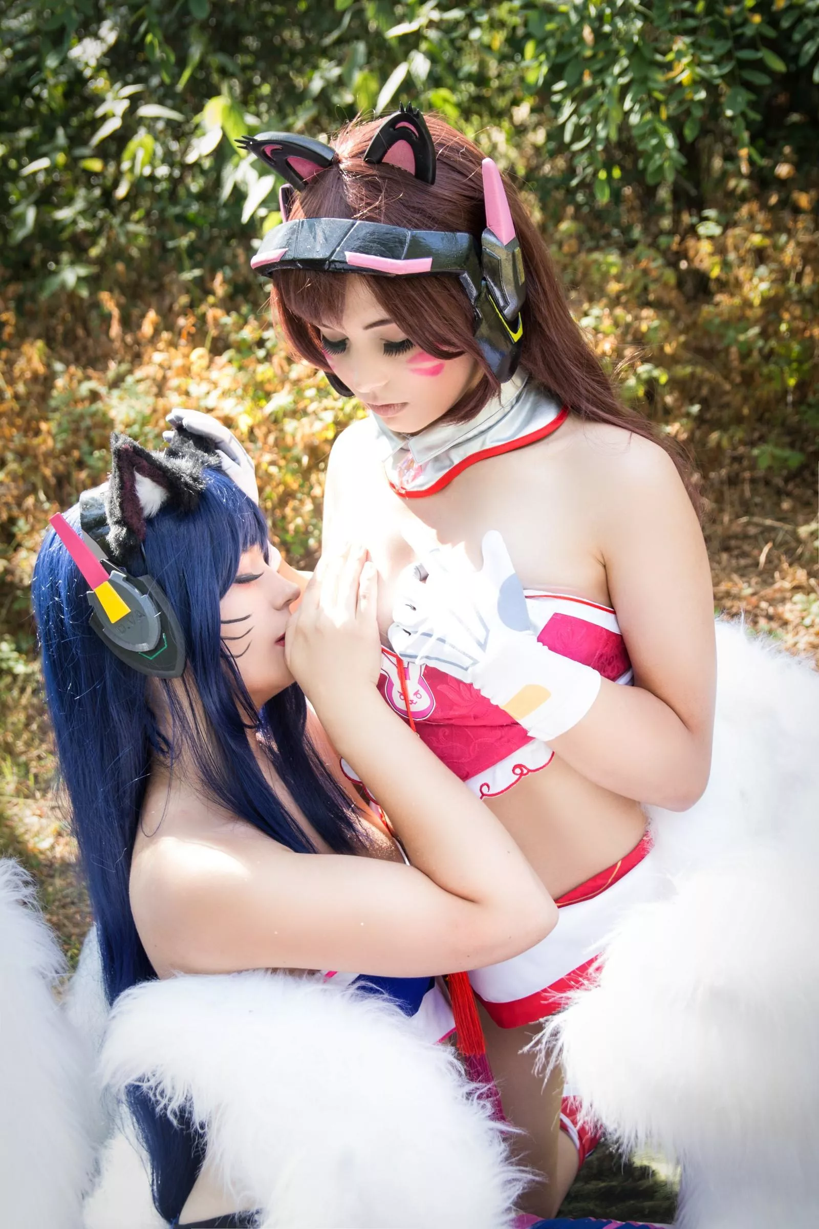 Ahri X D.Va by Lysande and Gunaretta