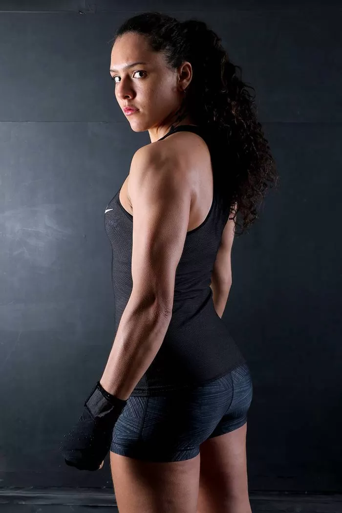 Alejandra Lara Colombian mma fighter