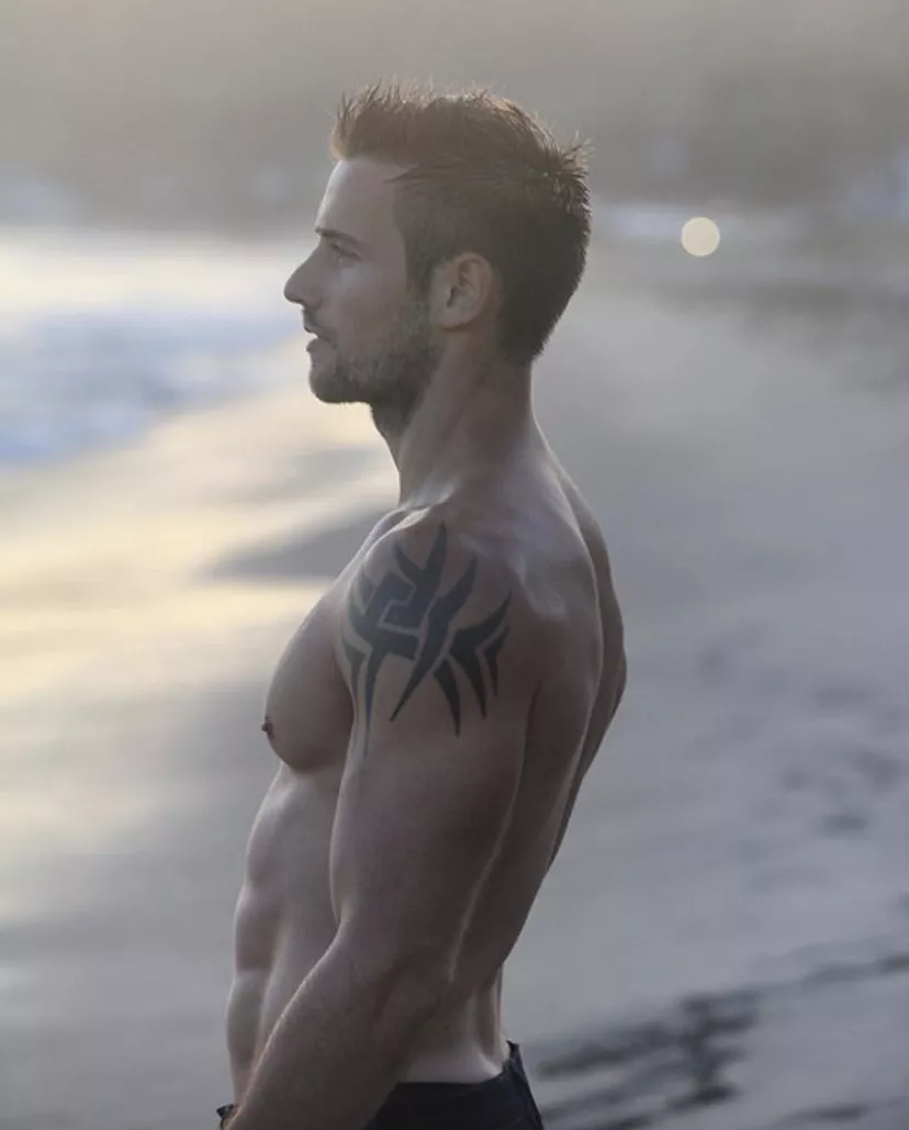 Alex Crockford @alexcrockford