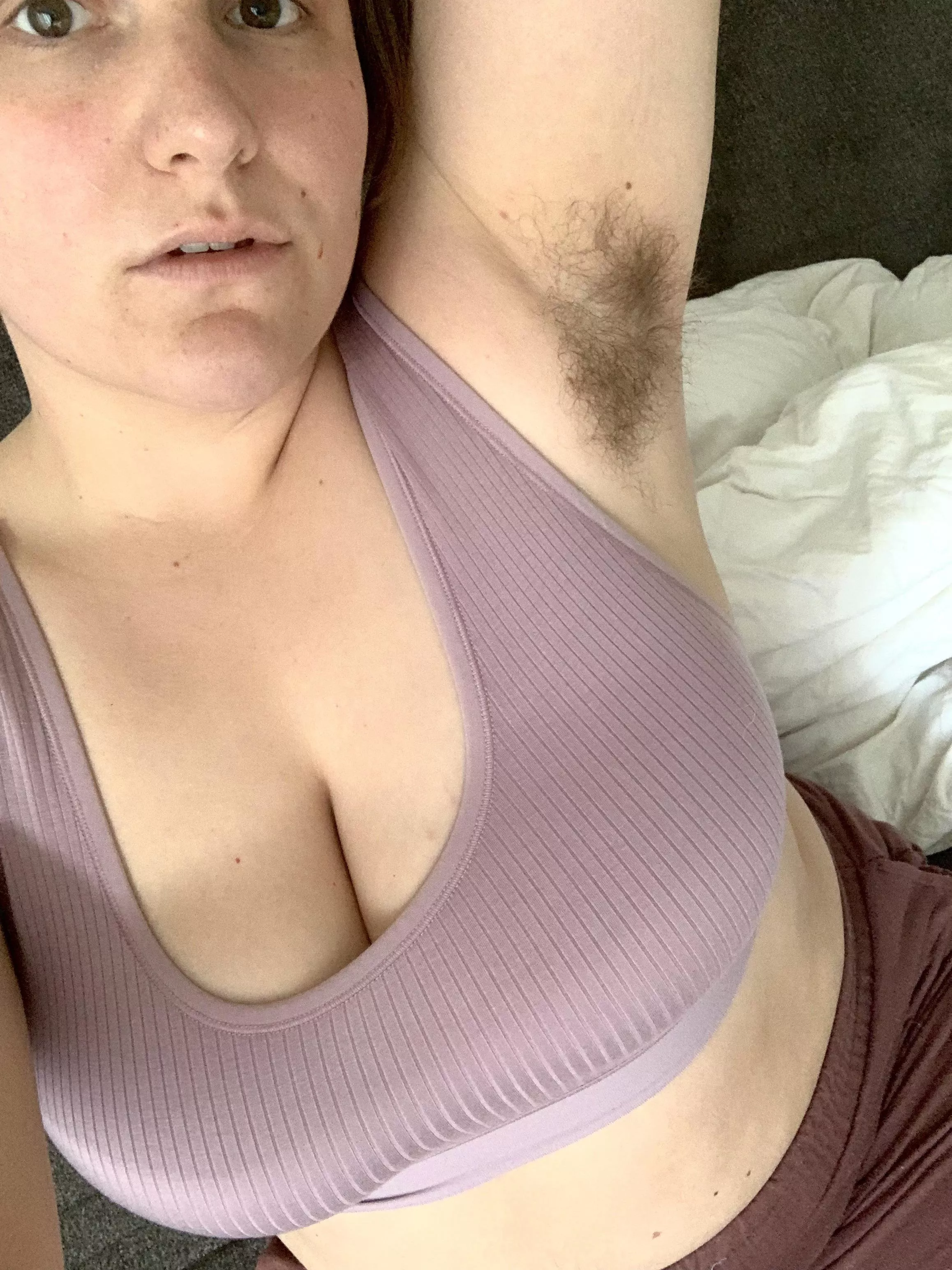 all over hairy❤️ fun & friendly & kinky! 🔥 let’s chat! SC: @lu_sweett OF: @lu_sweet