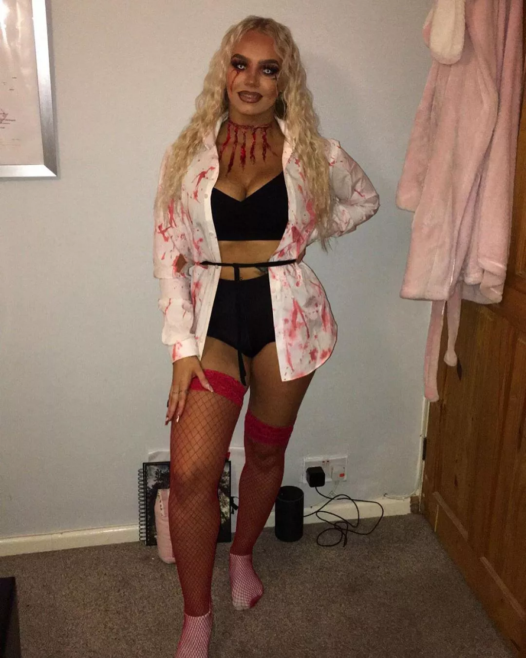 Almost Halloween 👌 my fave time for the chav girls dressing up